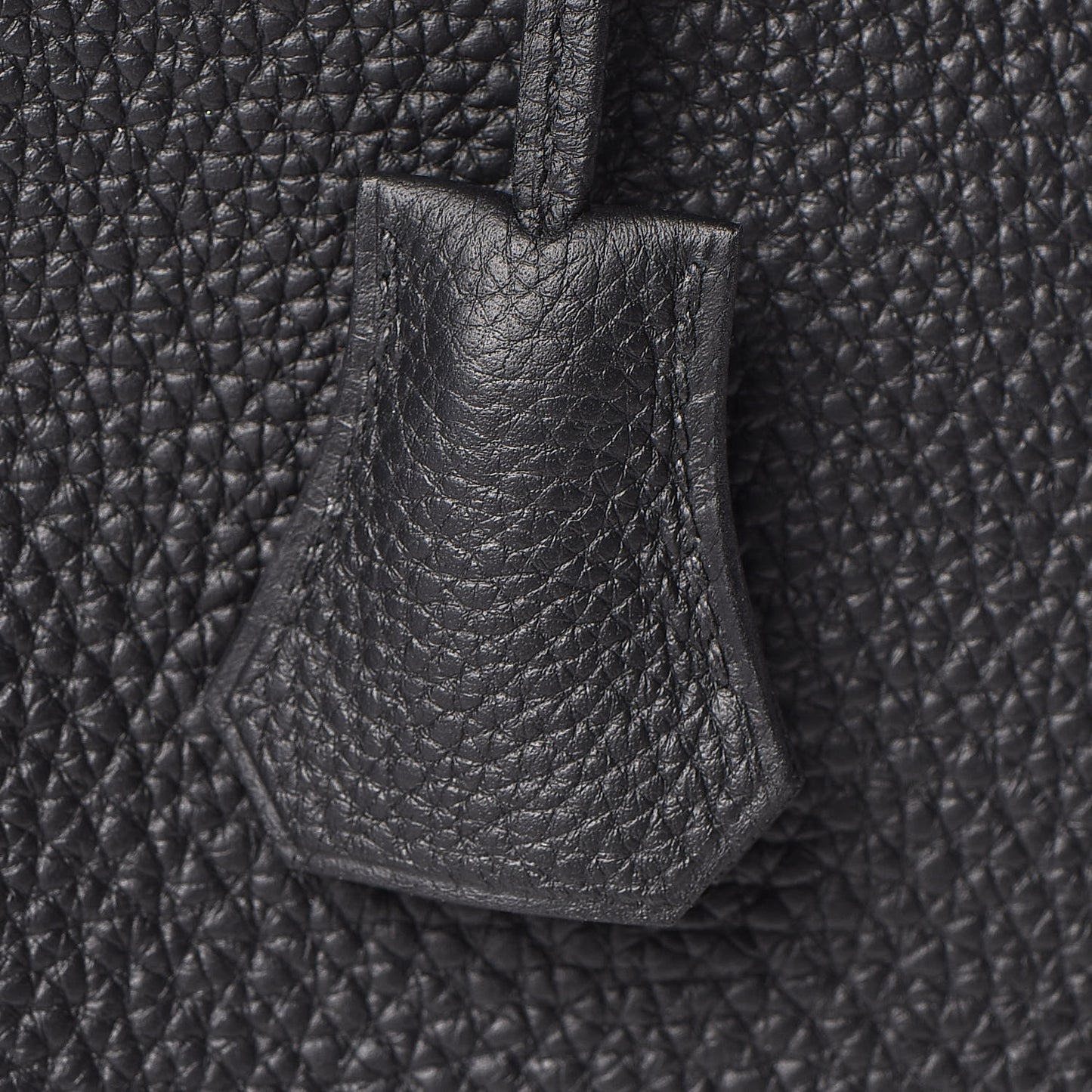 Togo Kelly Retourne 32 Black