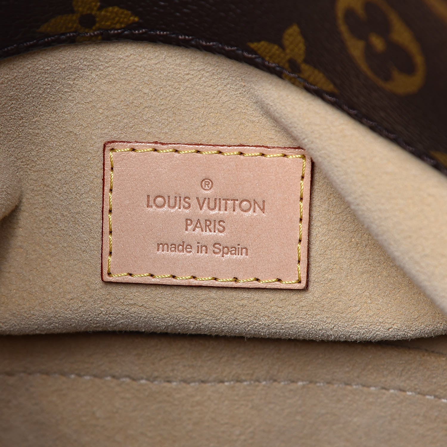 Louis Vuitton Monogram Artsy MM 6 of 9