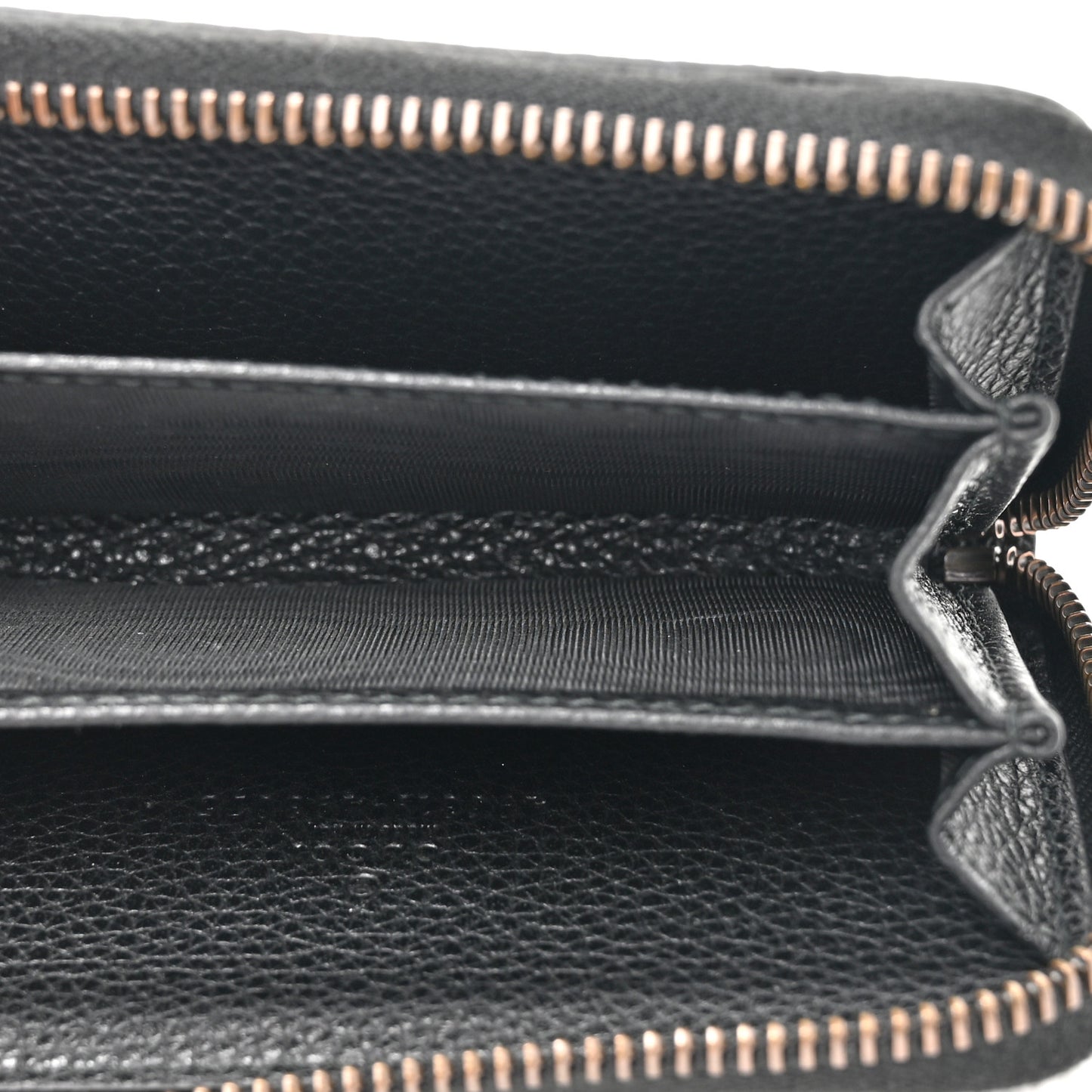 Calfskin Logo Zip Around Card Case Black