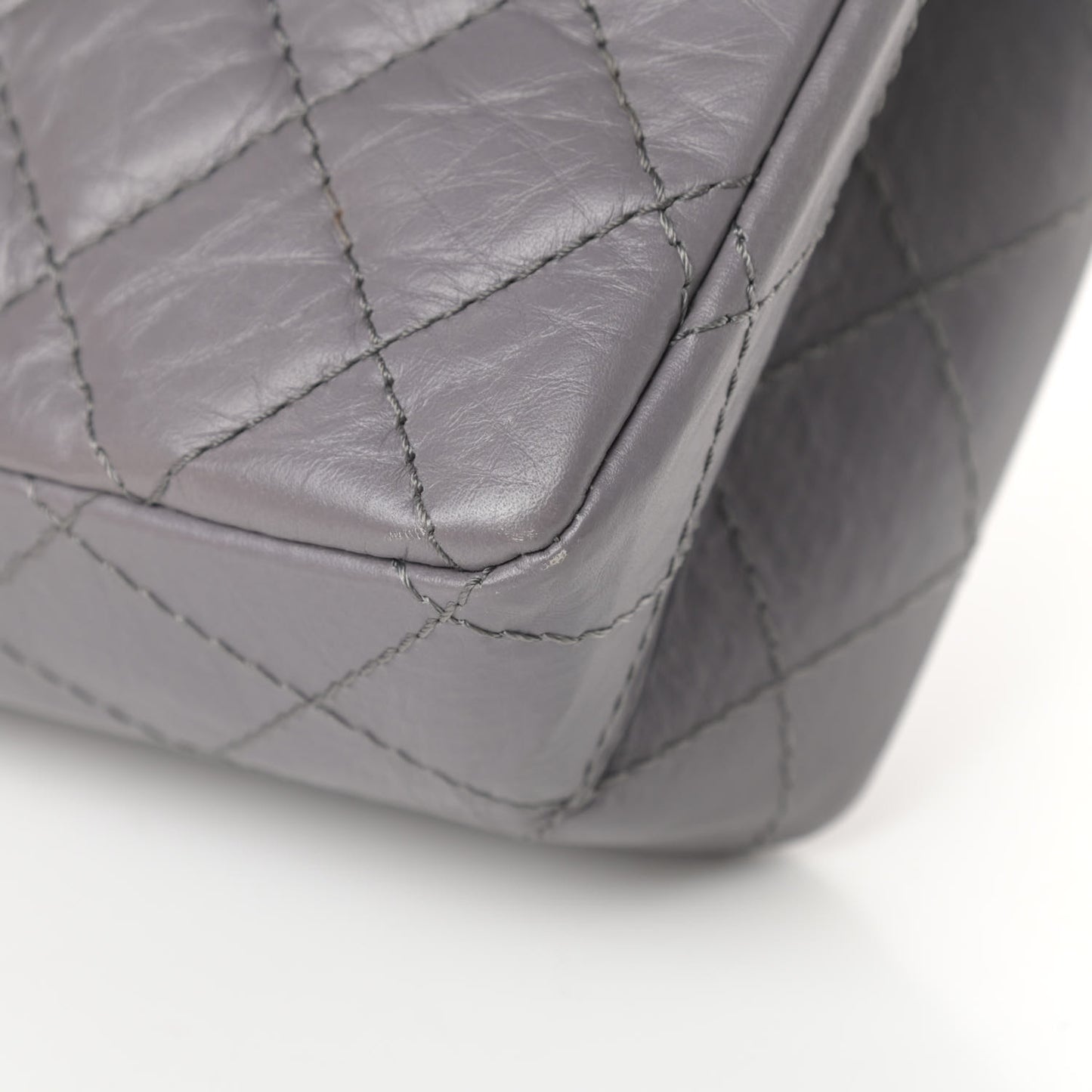 Aged Calfskin Quilted 2.55 Reissue 226 Flap Grey
