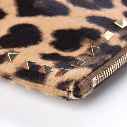Valentino Garavani Calf Hair Leopard Print Rockstud Zip Wristlet Pouch Leopard 11 of 13