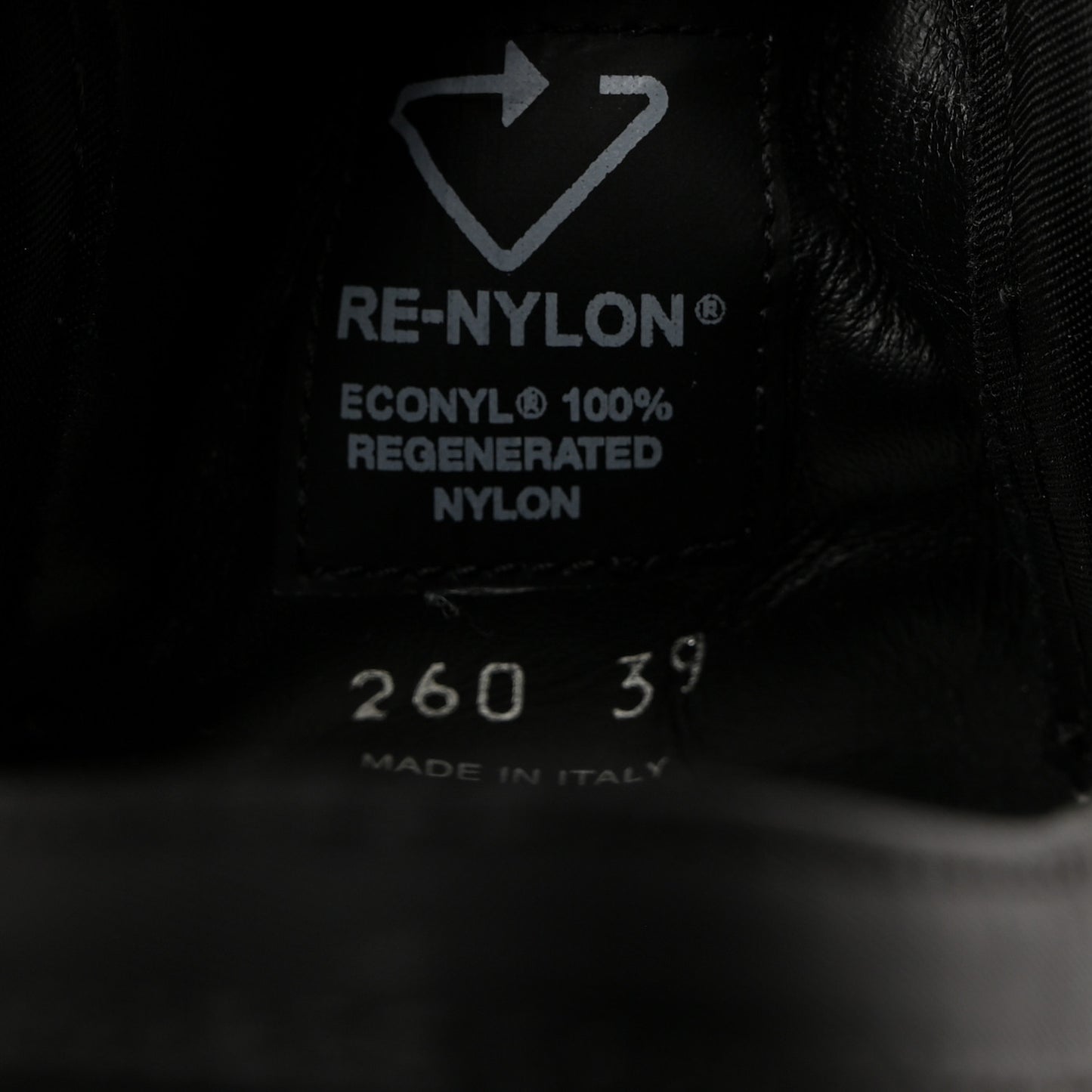 Re-Nylon Gabardine Triangle Logo Double Wheel 50mm Sneakers 39 Black