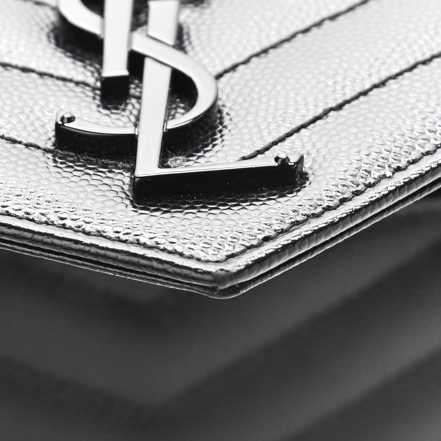 Saint Laurent Grain De Poudre Matelasse Chevron Monogram Chain Wallet Black 16 of 16