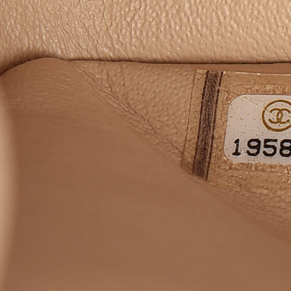 Chanel Caviar Quilted Jumbo Double Flap Beige Clair 7 of 10