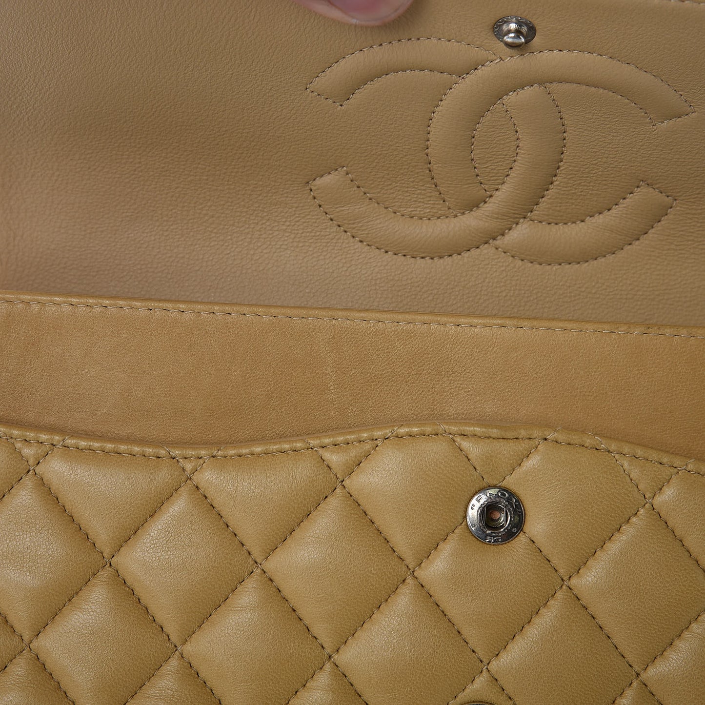 Lambskin Quilted Medium Double Flap Beige