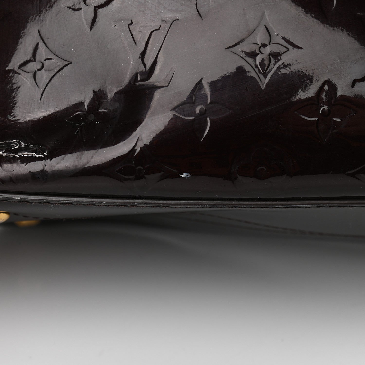 Louis Vuitton Vernis Long Beach MM Amarante 17 of 17