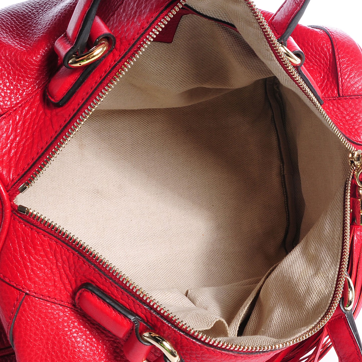 Pebbled Calfskin Medium Soho Boston Red