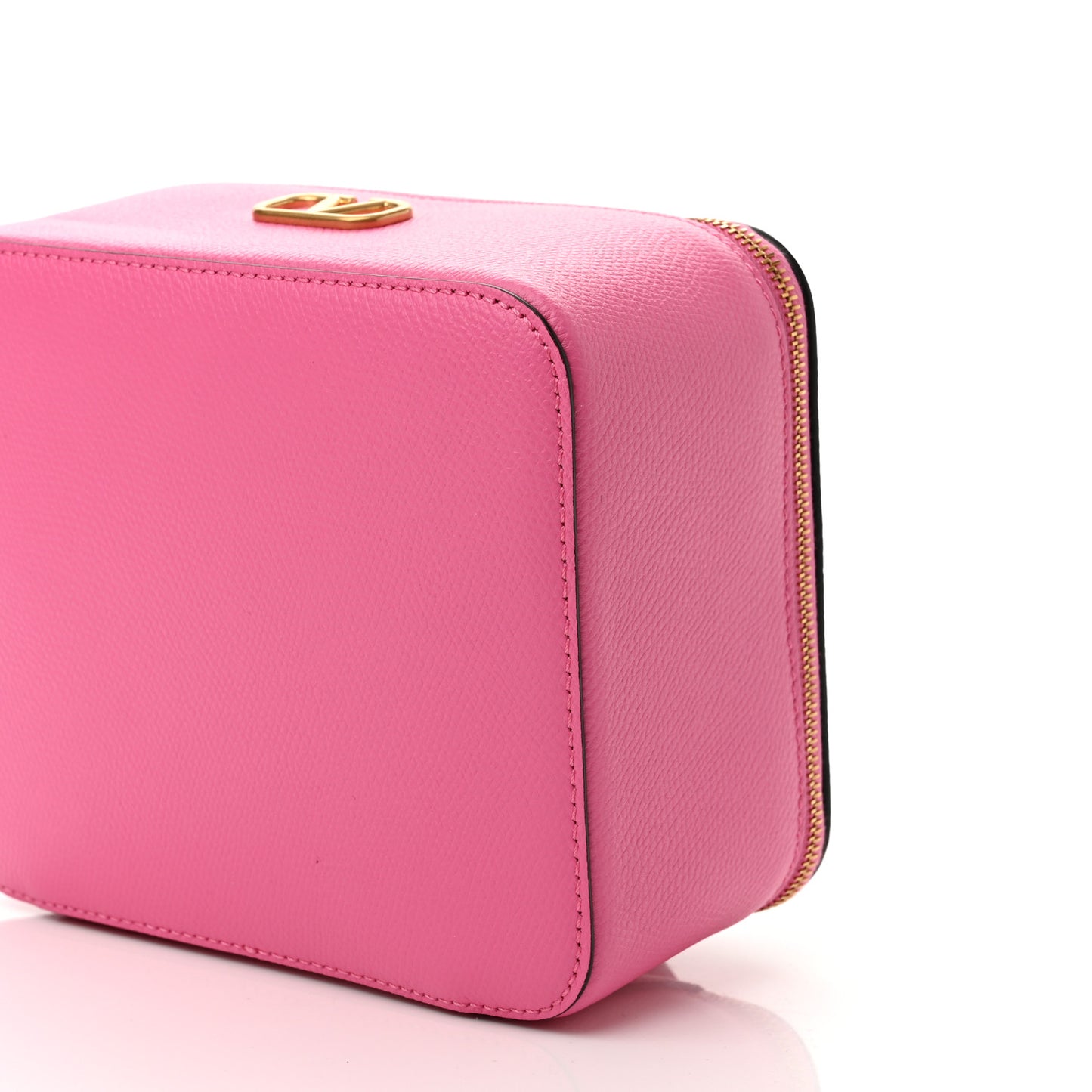 Grained Calfskin VLogo Signature Wash Bag Feminine Pink