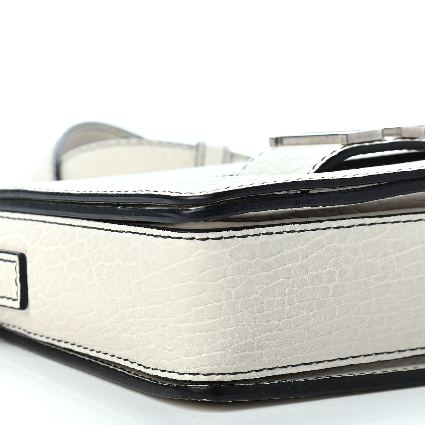 Canyon Grained Lambskin Dio(r)evolution Flap Bag Off White