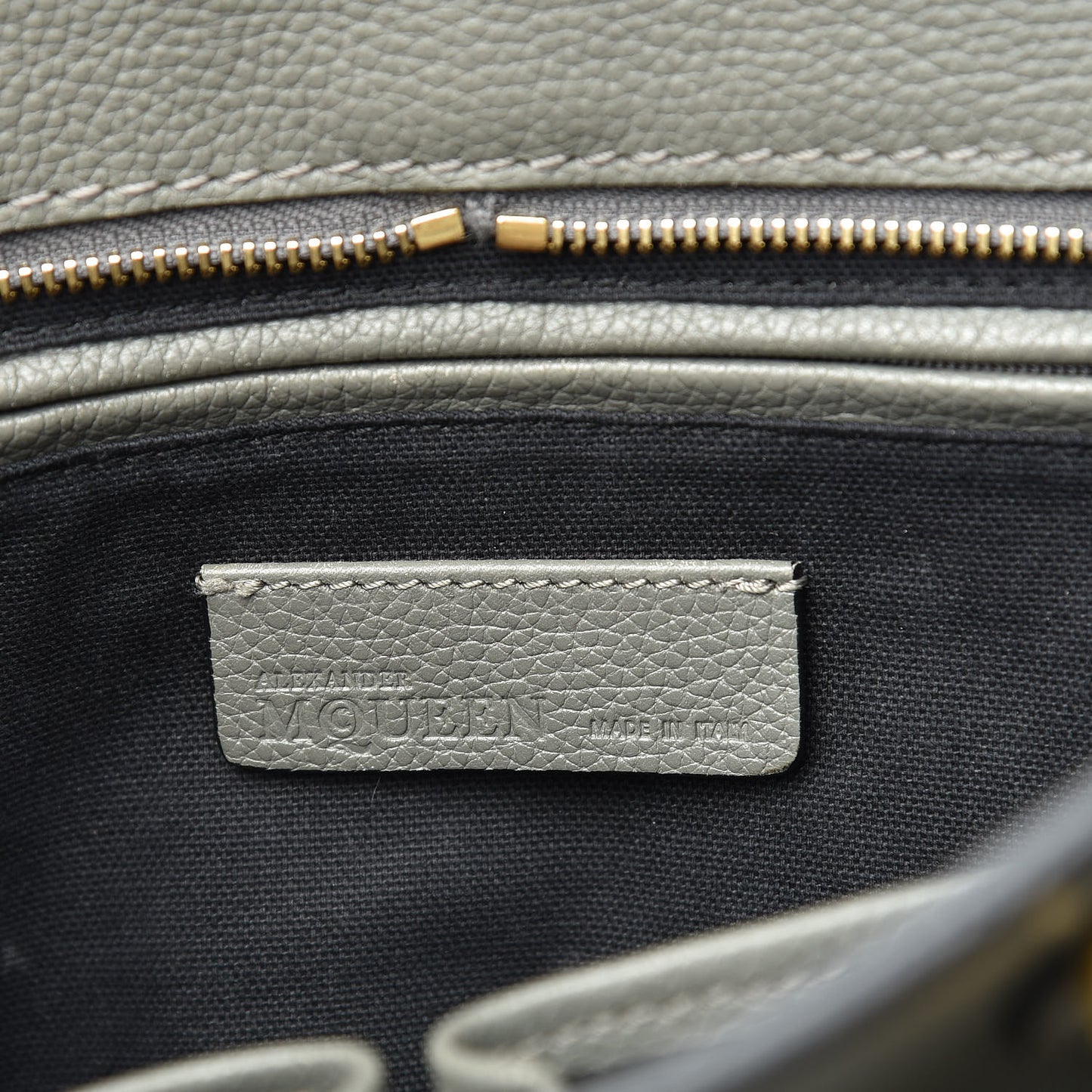 Pebbled Calfskin Small Skull Padlock Zip Around Tote Dark Grey