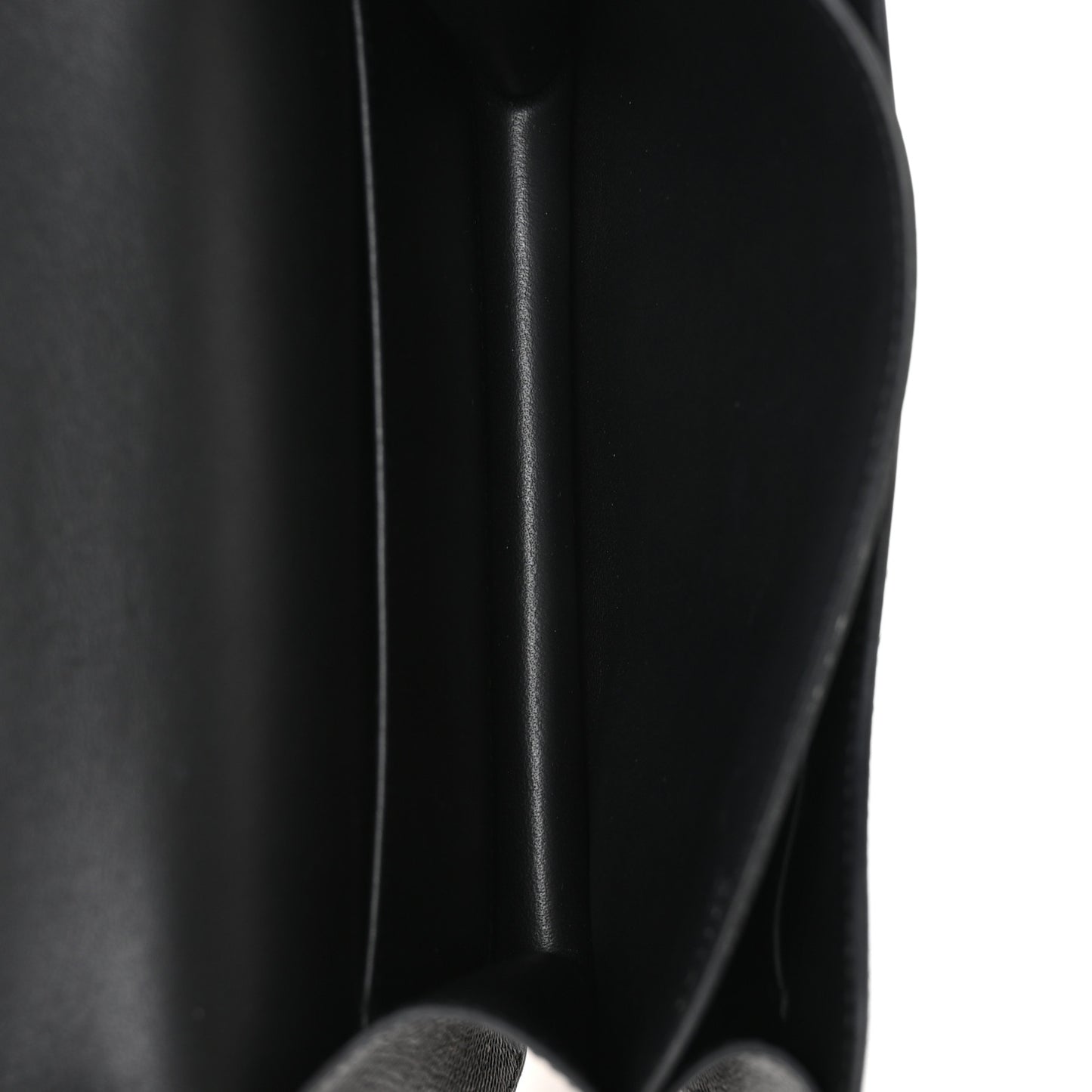 Epsom Constance 18 Black