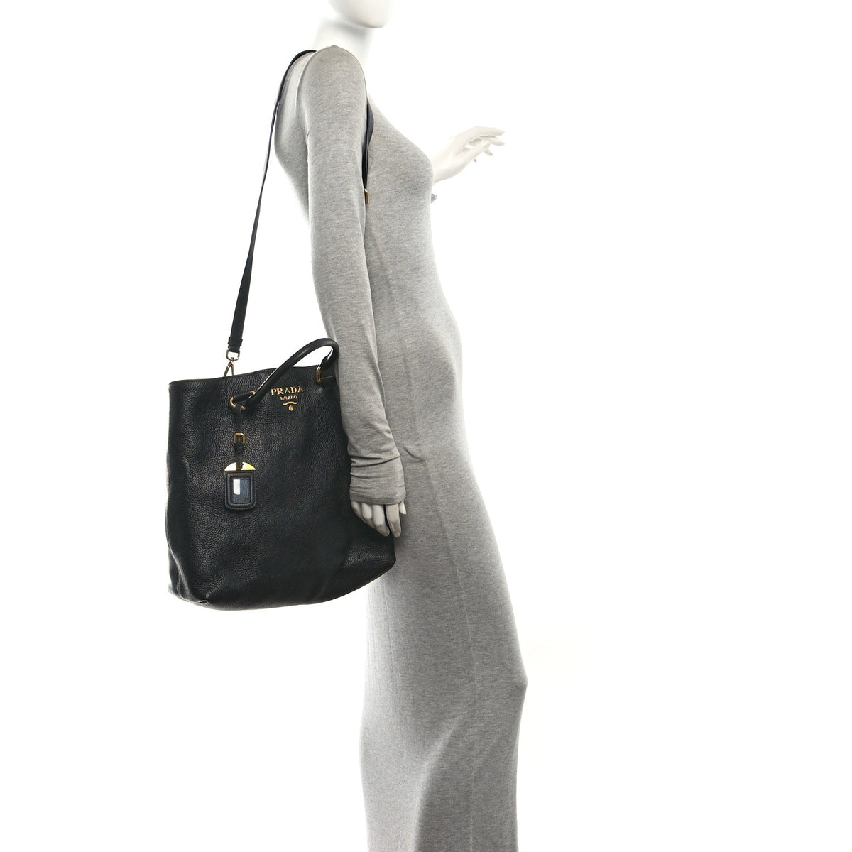 Vitello Daino Shopping Tote Black