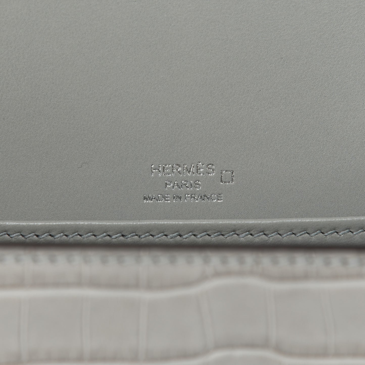 Matte Alligator Lizard Mini Sac Roulis Ombre Gris Perle