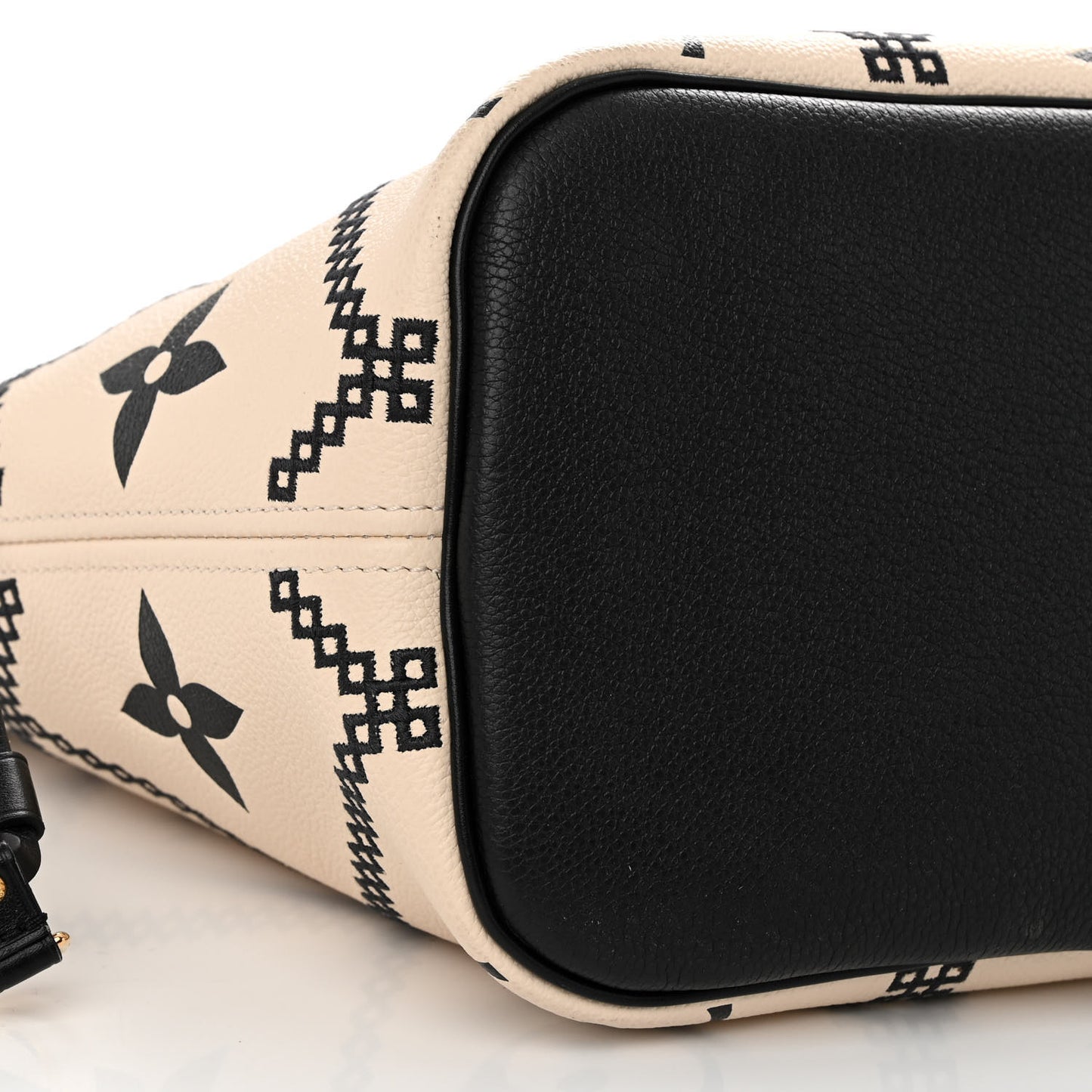 Empreinte Monogram Giant Broderies Neverfull MM Cream Black