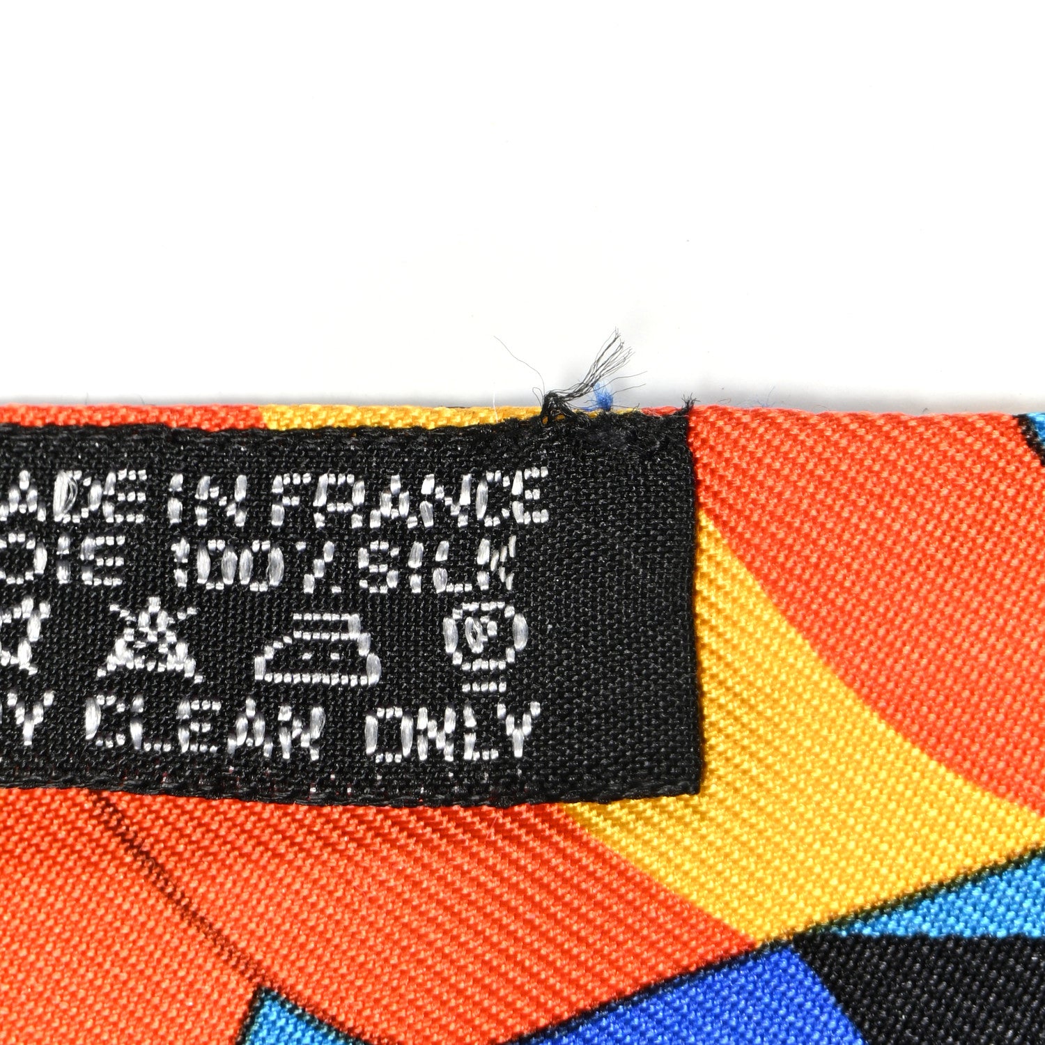 Hermes Silk Sangles En Zigzag Twilly 5 of 5