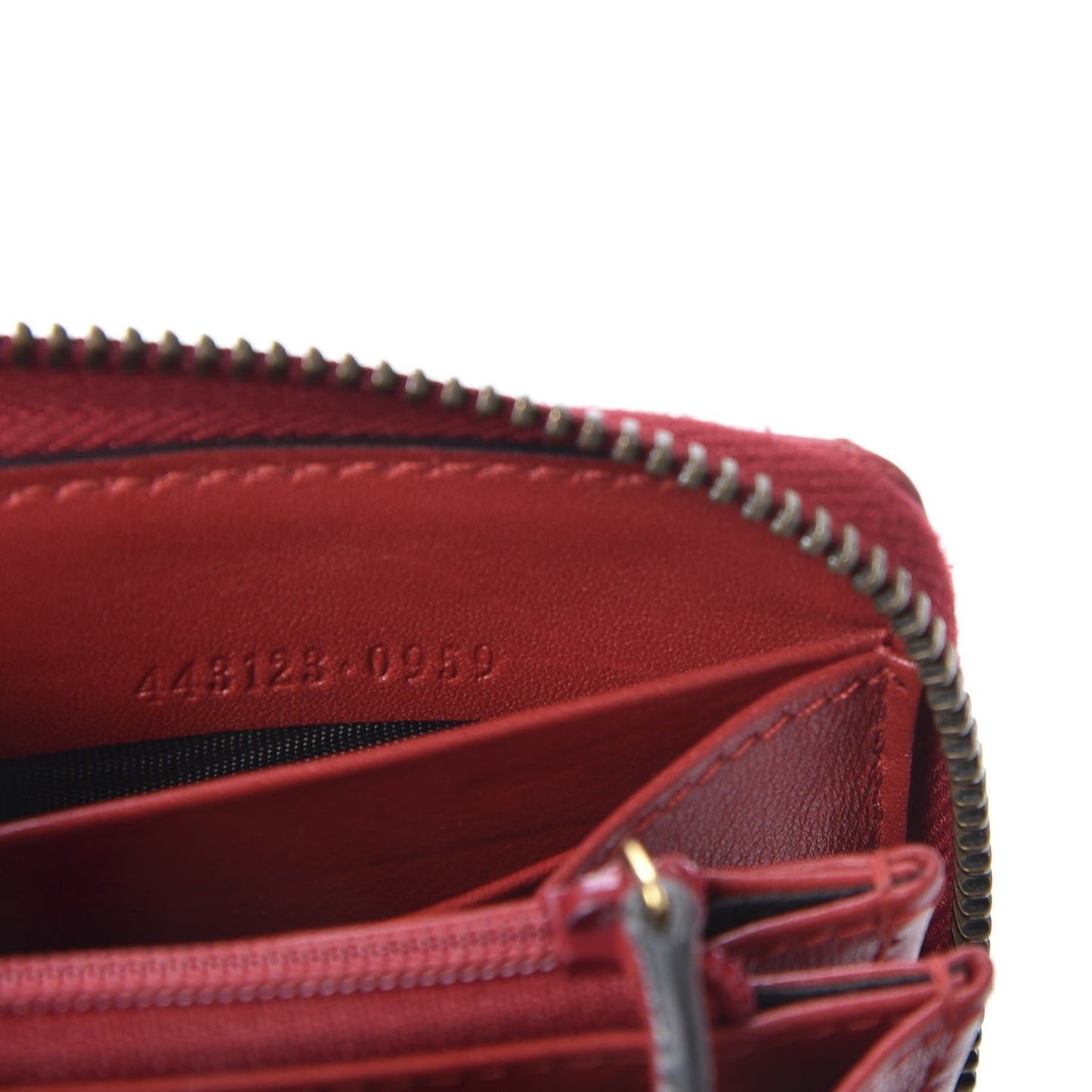 Calfskin Matelasse GG Marmont Zip Around Wallet Hibiscus Red