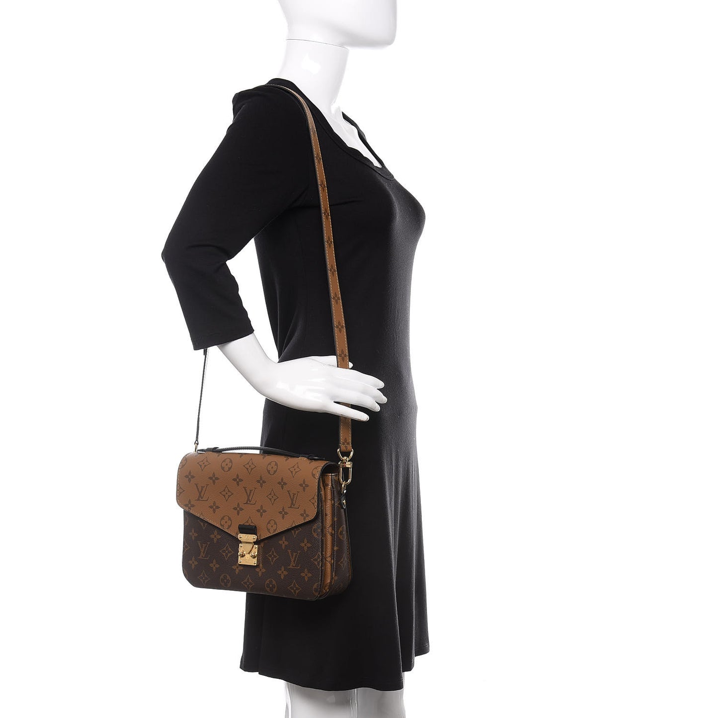 Reverse Monogram Pochette Metis