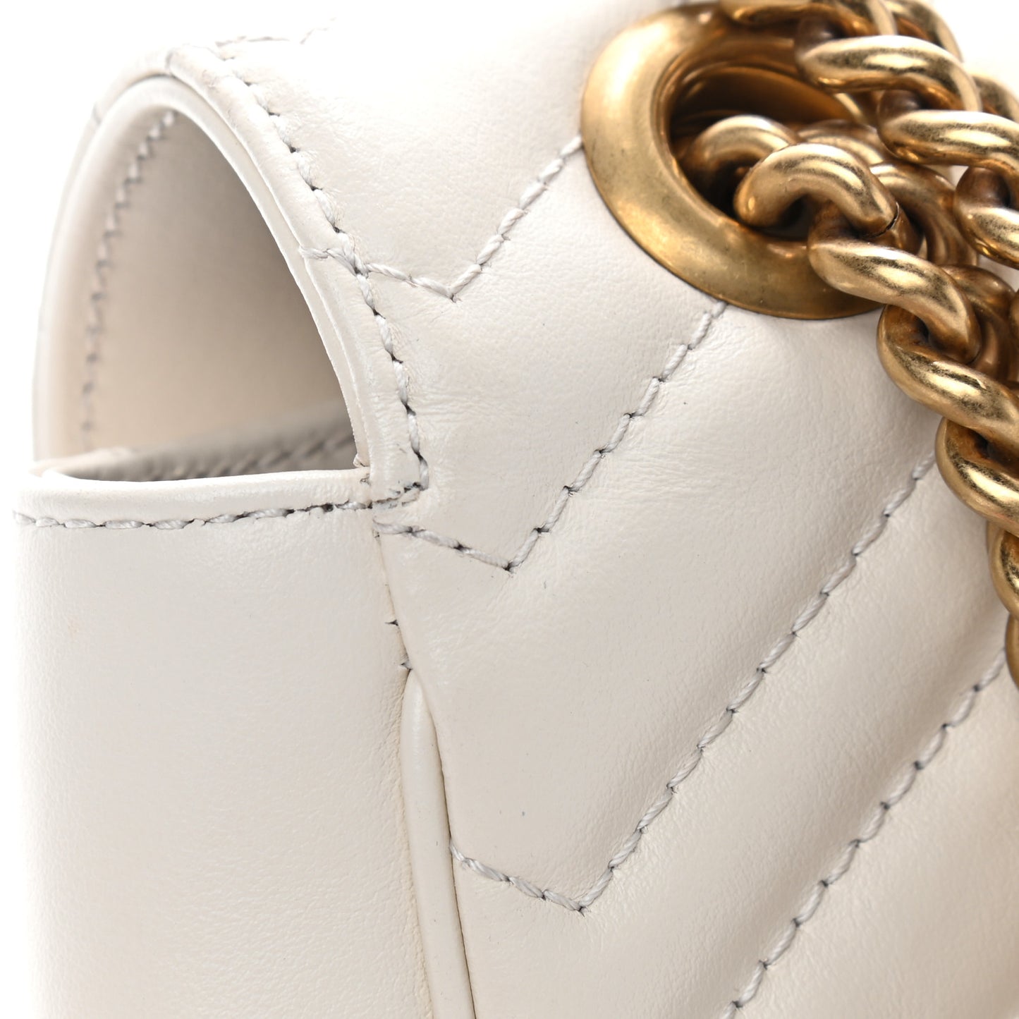 Calfskin Matelasse Small GG Marmont Shoulder Bag White