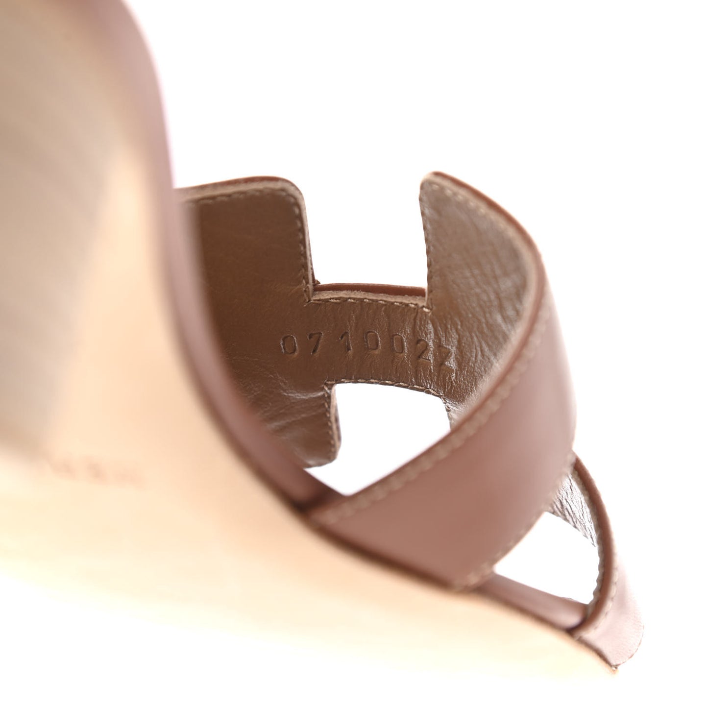 Calfskin Oasis Sandals 36 Gold