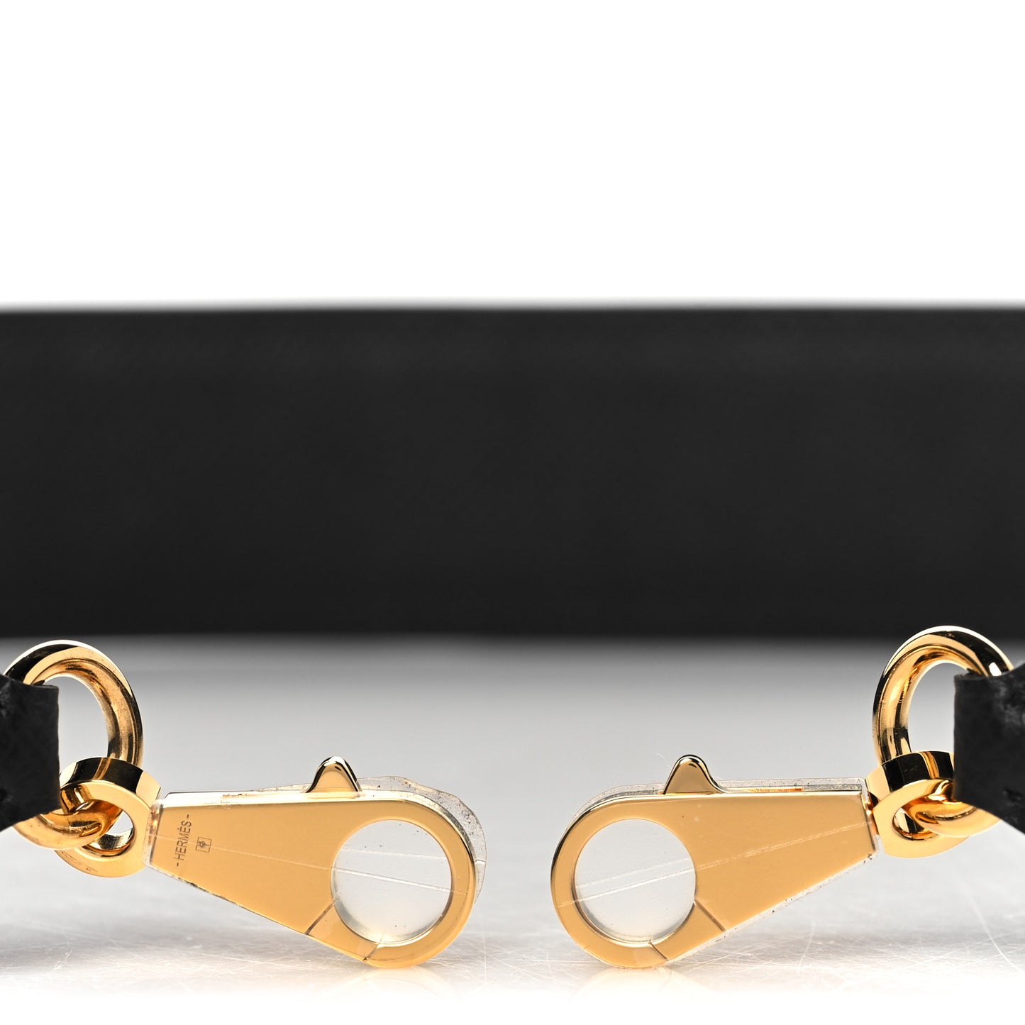Epsom 40mm Hexagone Tressage Shoulder Strap Black Craie Gold