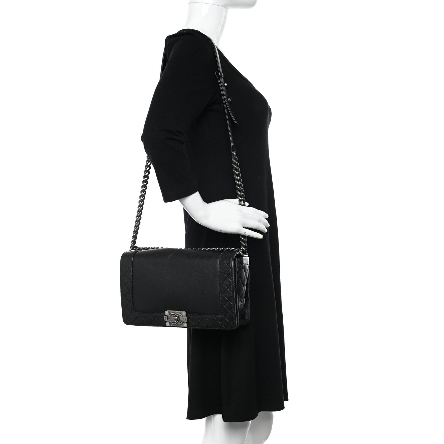 Chanel Calfskin New Medium Boy Reverso Flap Black 2 of 10