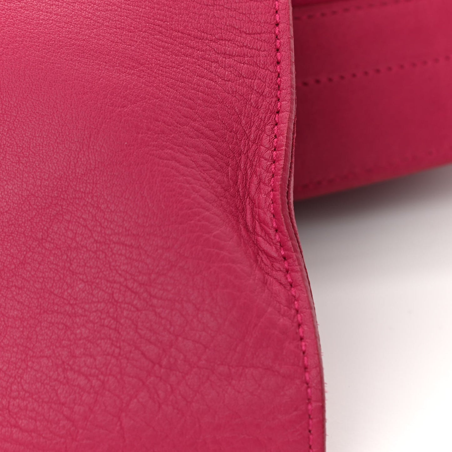 Calfskin Medium Classic Y Cabas Fuchsia