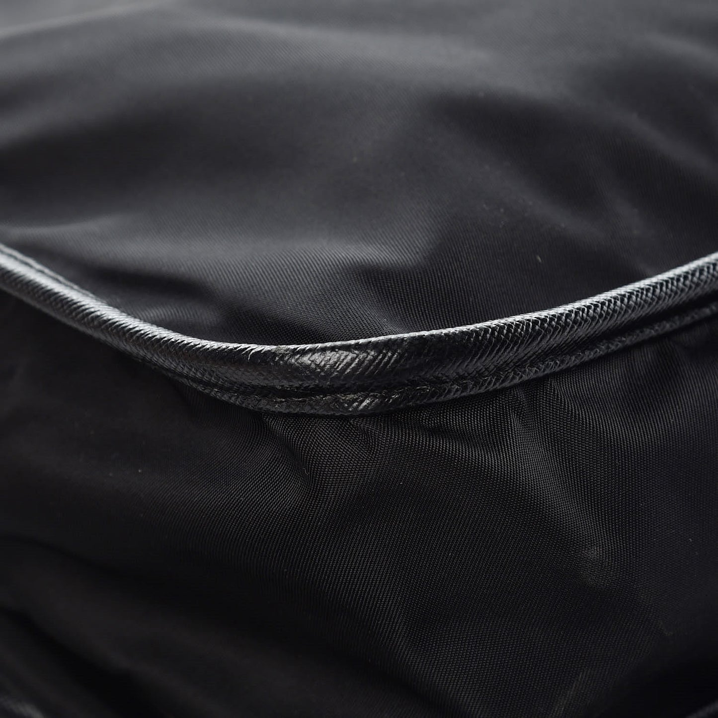Tessuto Nylon Saffiano Messenger Satchel Black