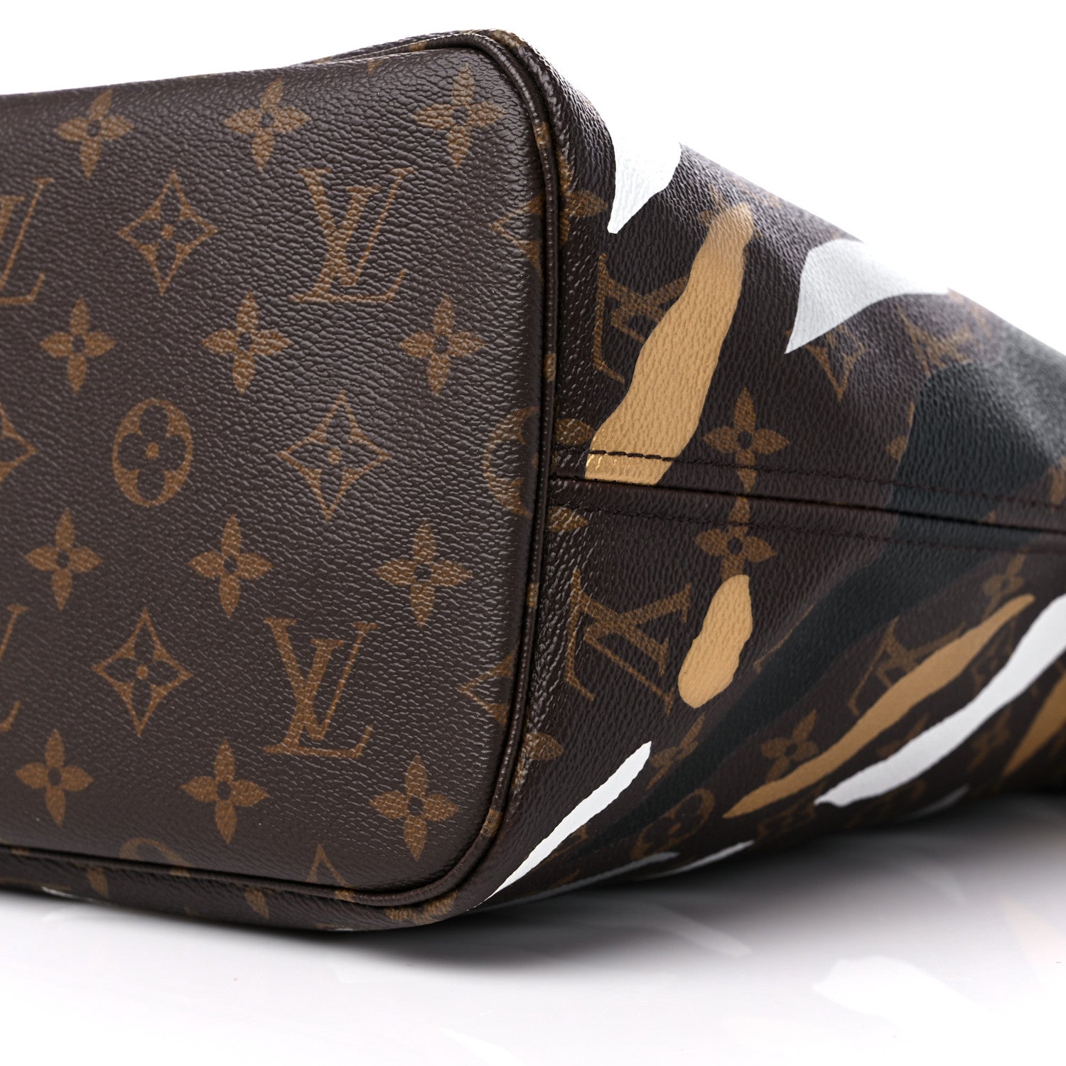 Louis Vuitton X LOL Monogram Neverfull MM Gold Silver 10 of 10
