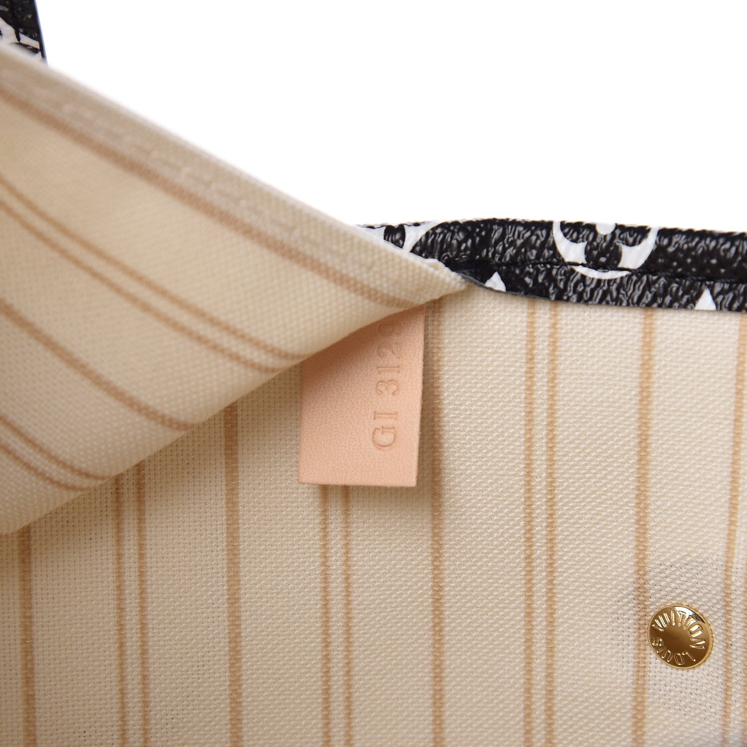 Louis Vuitton Monogram Giant Jungle Neverfull MM Ivory 8 of 10