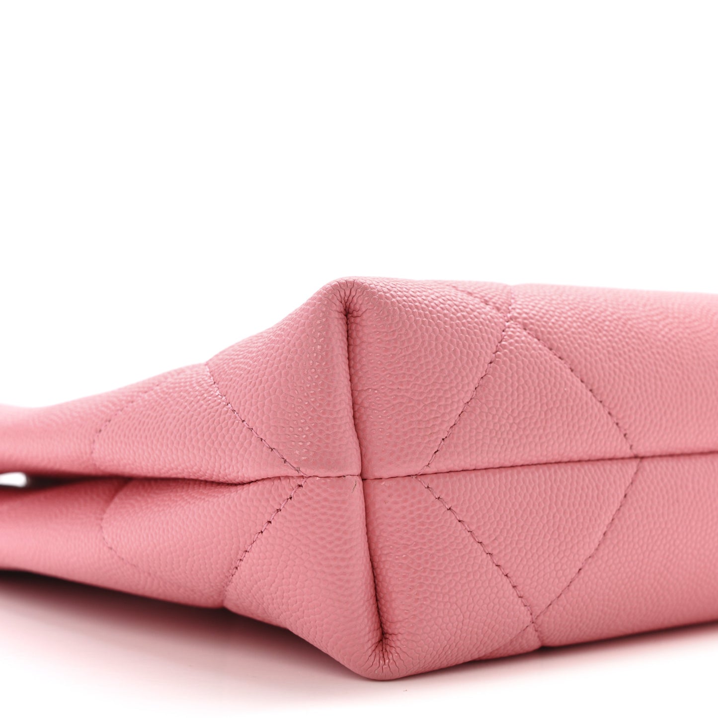 Caviar Quilted A Real Catch Clutch Pink