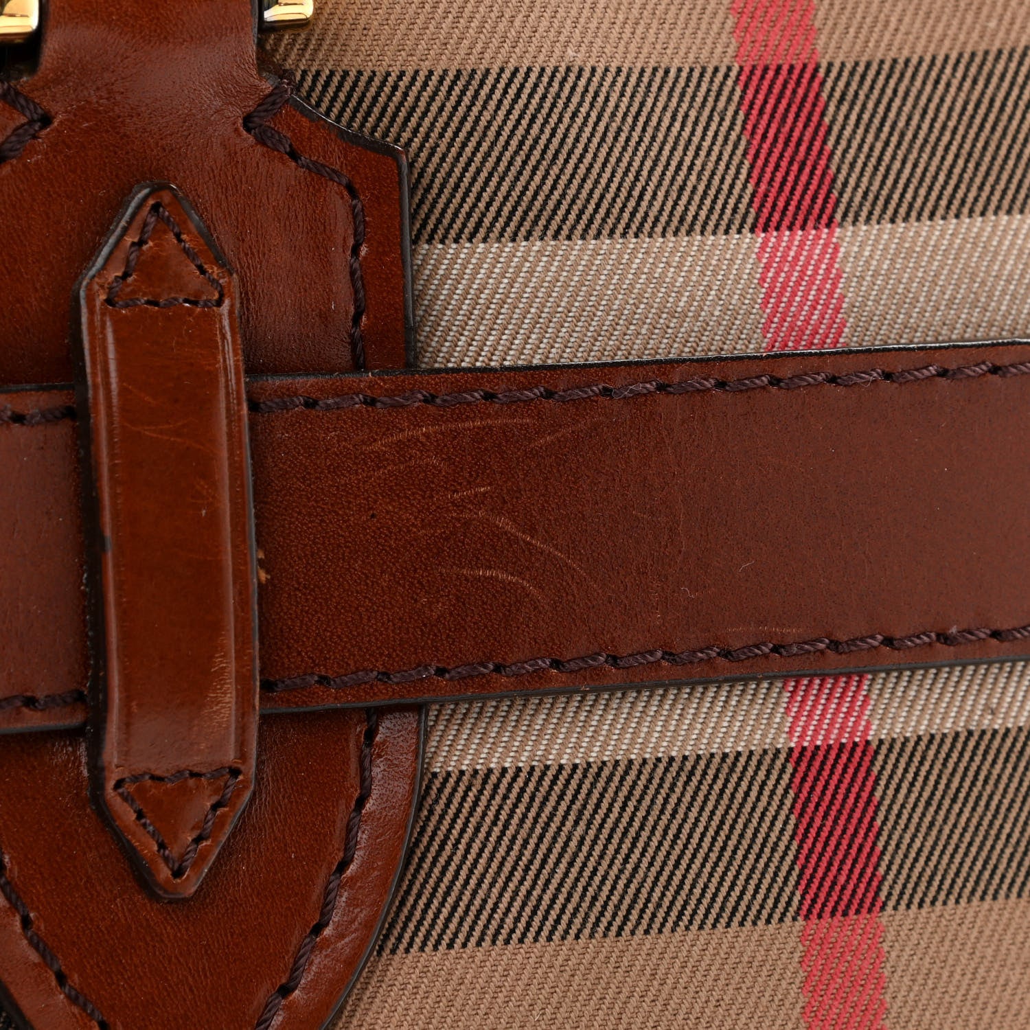 Burberry House Check Small Gladstone Dark Tan 32 of 37