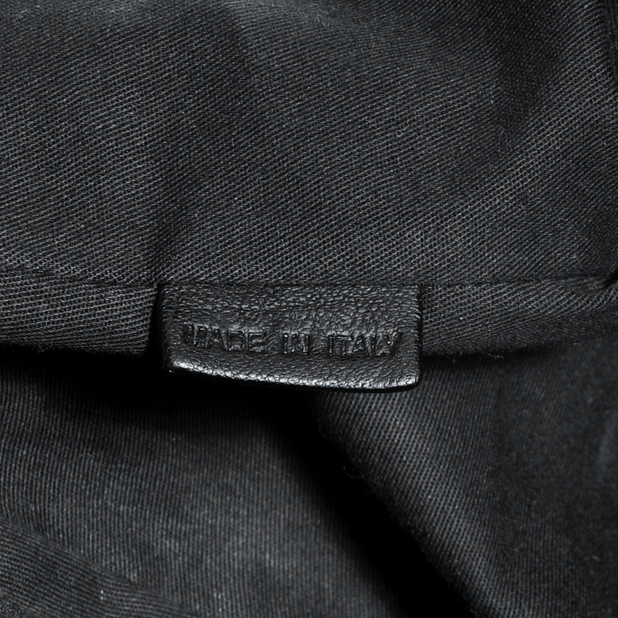 Calfskin Python Trim Large Nightingale Black