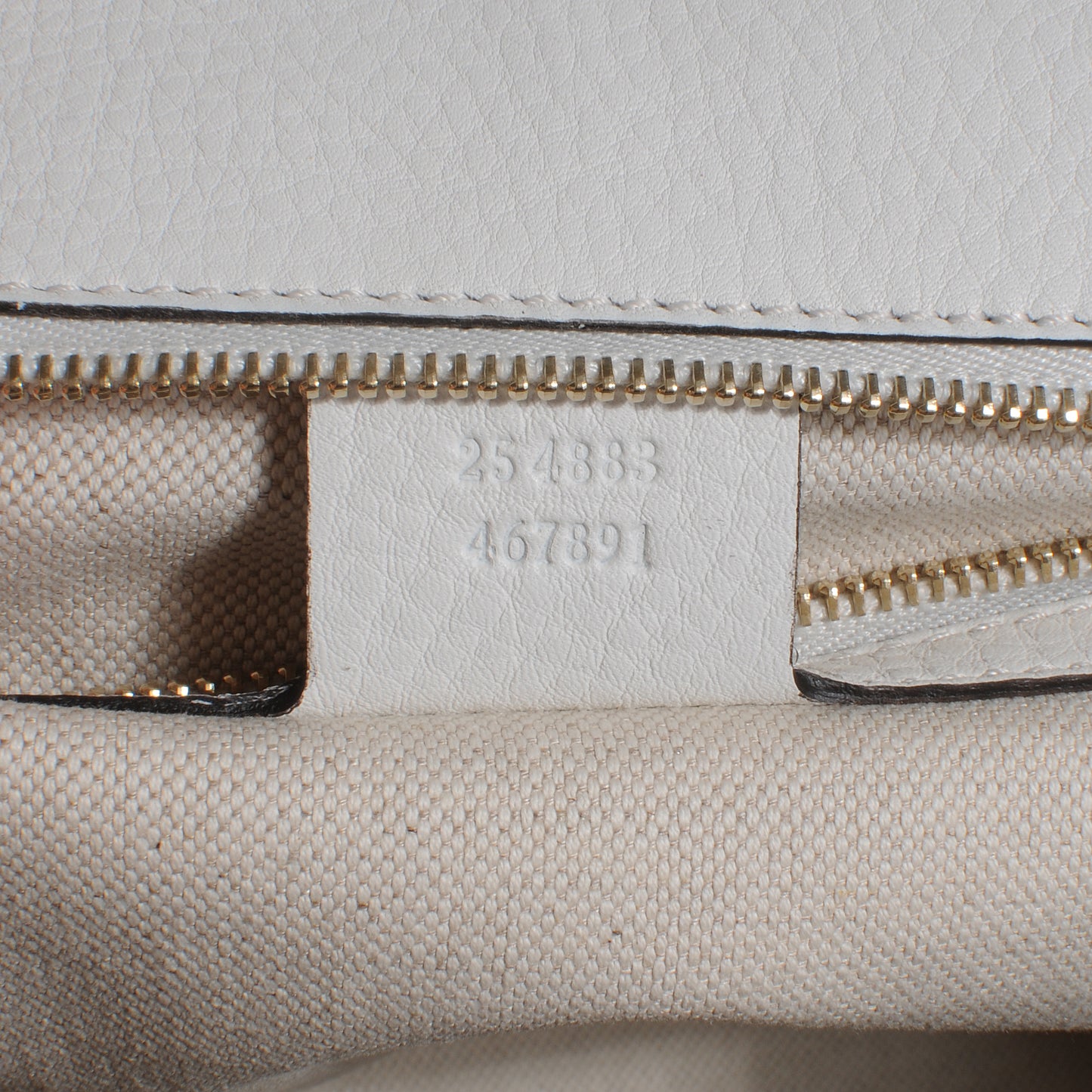 Pebbled Calfskin Large New Bamboo Medium Top Handle Bag White