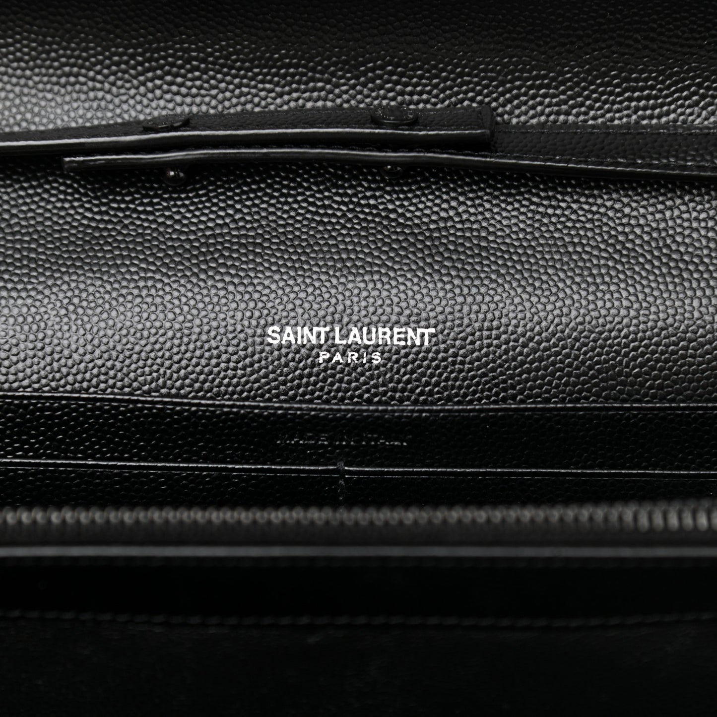 Grain De Poudre Matelasse Chevron Monogram Monochrome Chain Wallet Black