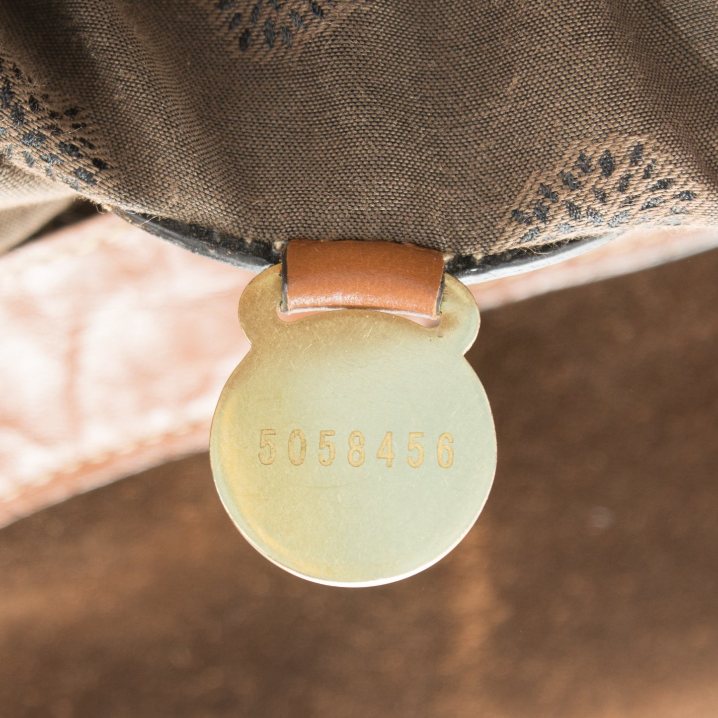 Soft Buffalo Oversized Alexa Oak