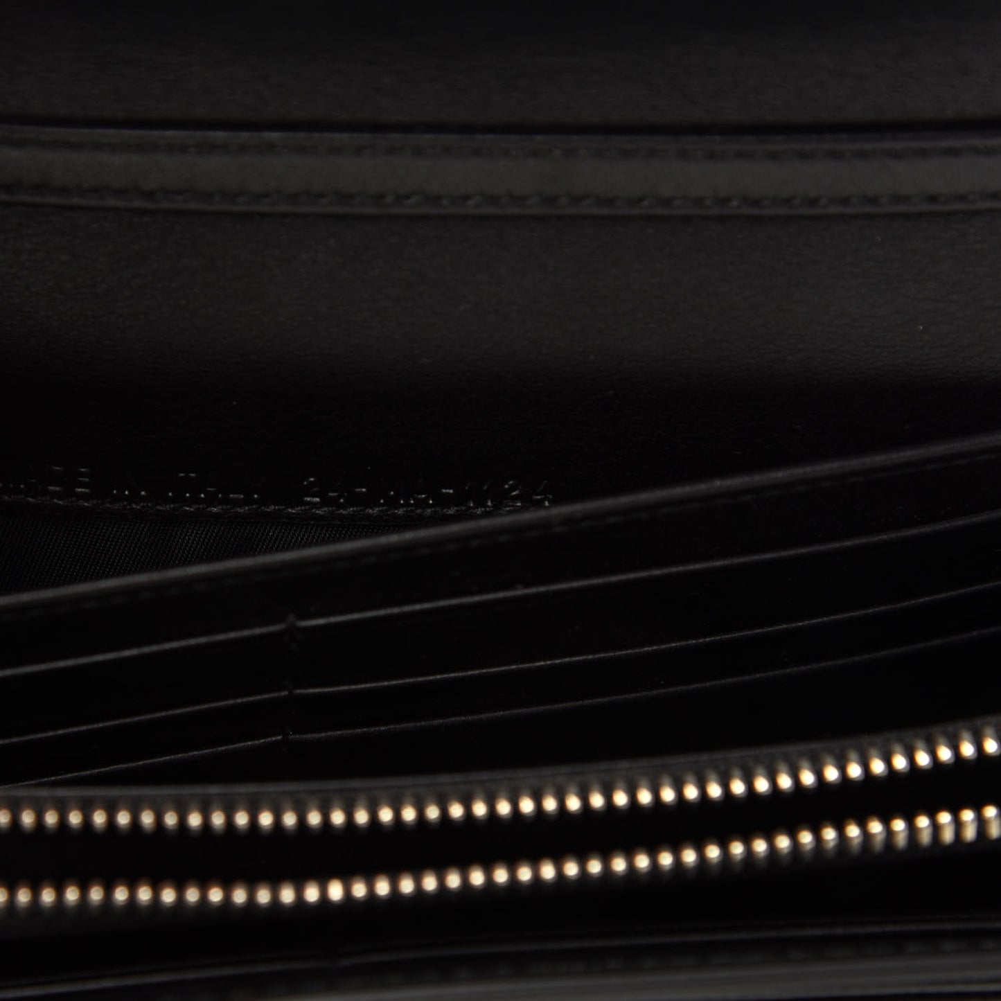 Grained Calfskin Mania Rendez-Vous Chain Wallet Black
