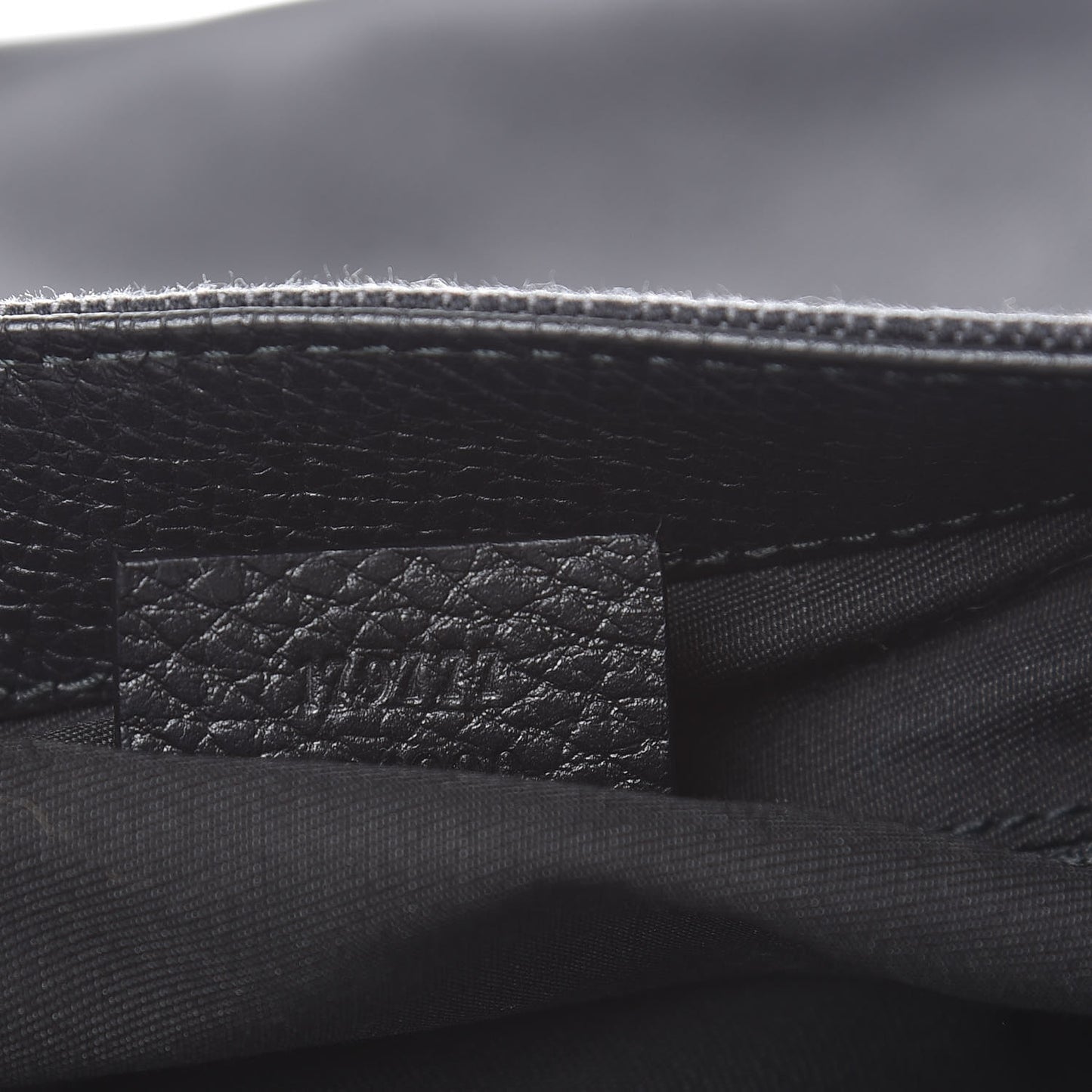 Monogram Calfskin Horsebit Classic Ring Hobo Black