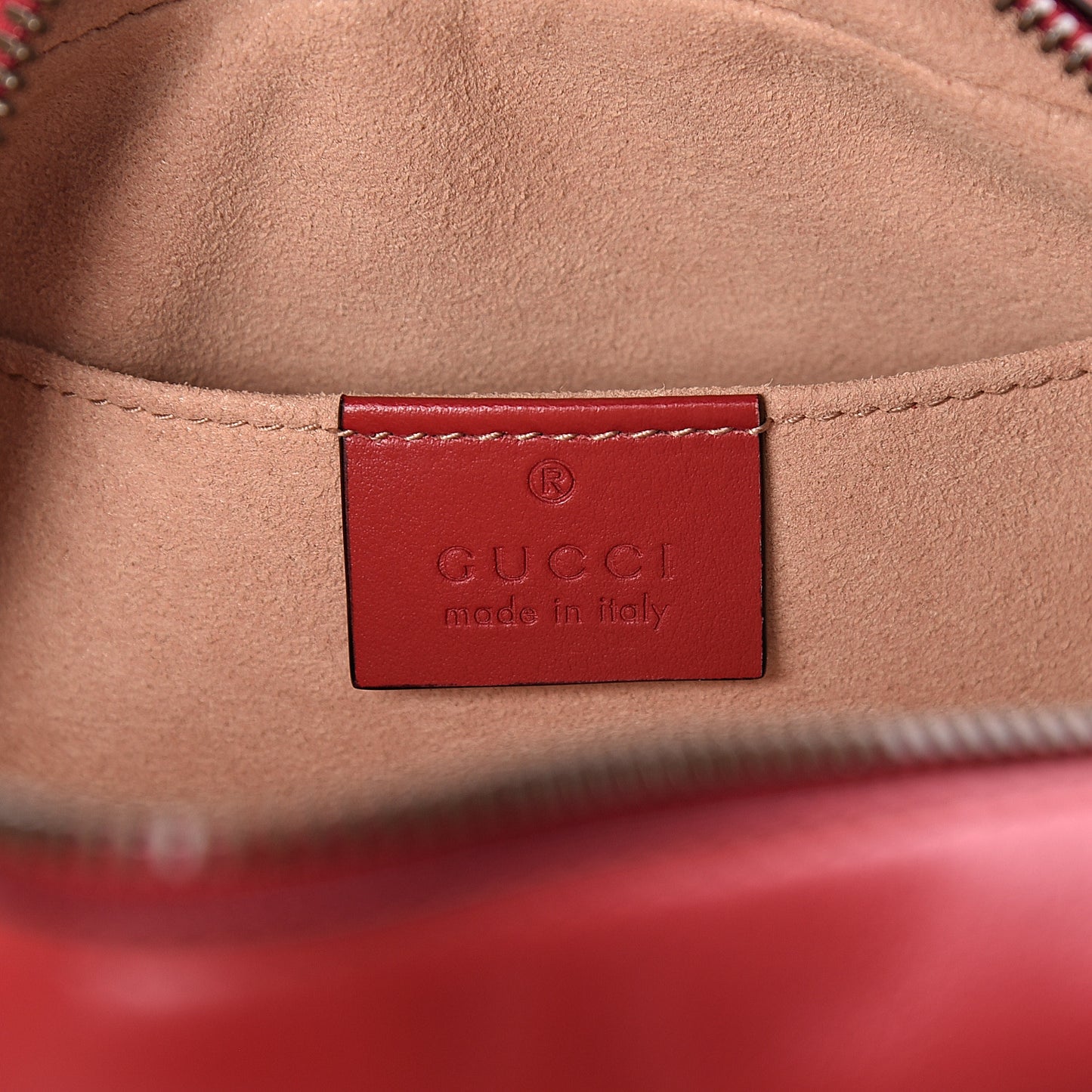 Calfskin Matelasse Small GG Marmont Chain Shoulder Bag Hibiscus Red