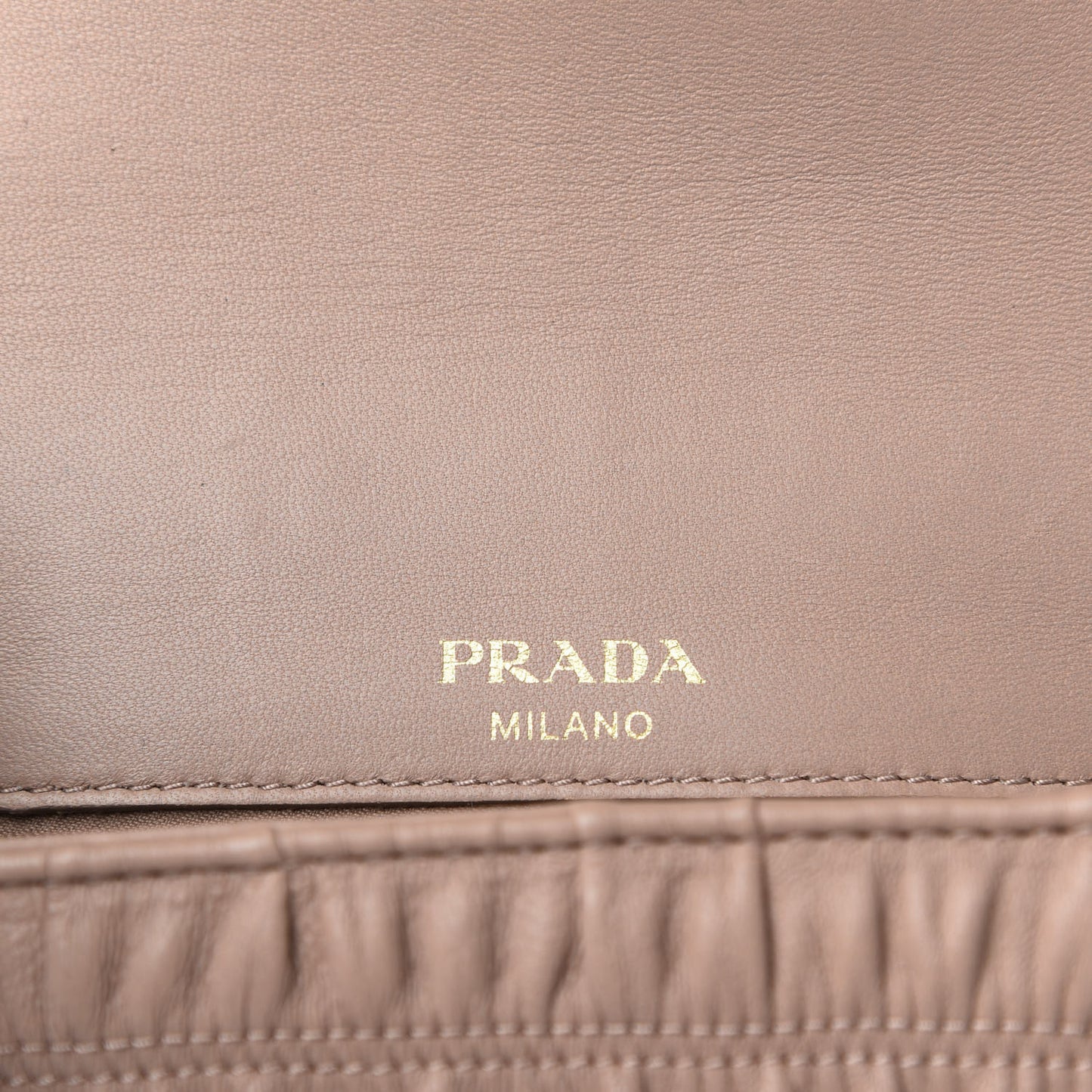 Nappa Gaufre Medium Chain Flap Shoulder Bag Cipria