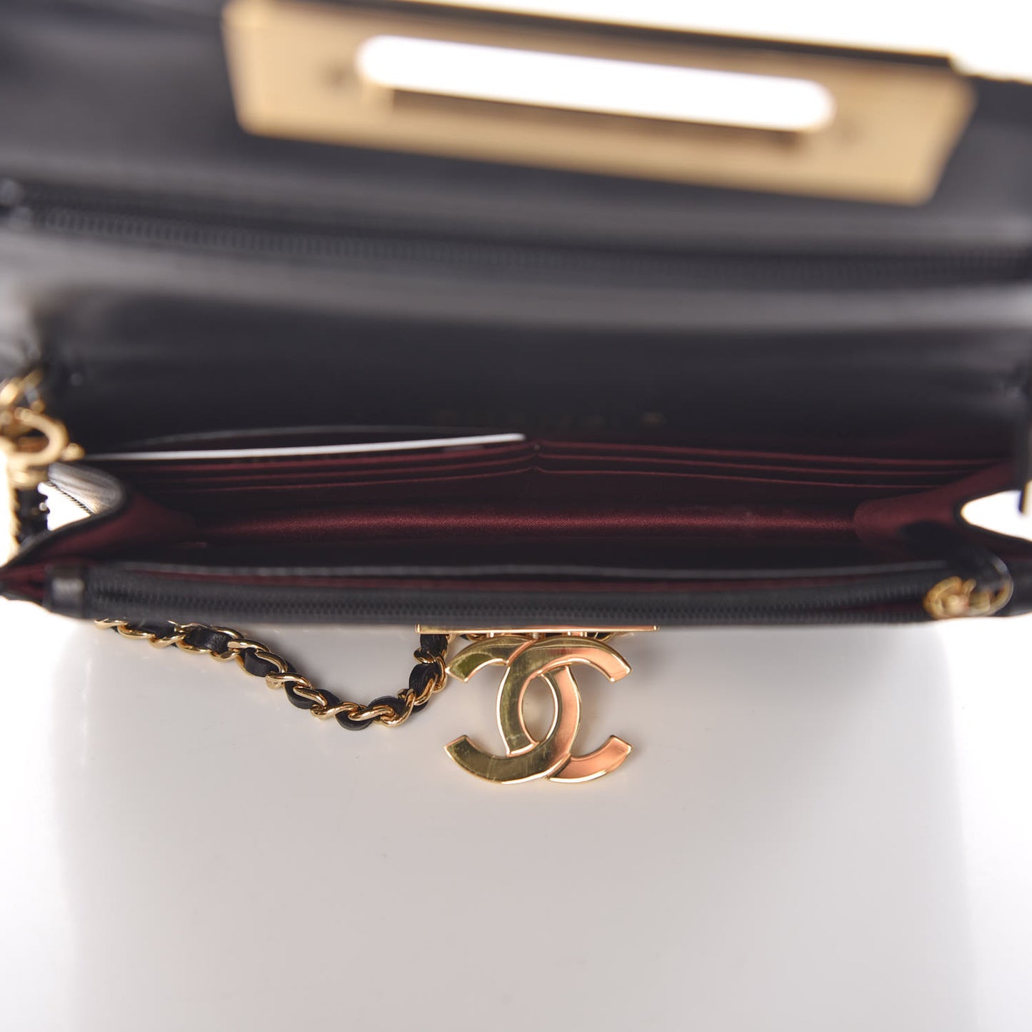 Lambskin Quilted Golden Class Wallet on Chain WOC Black