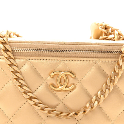 Chanel Metallic Lambskin Quilted Sweetheart Vanity Case Gold 7 of 10