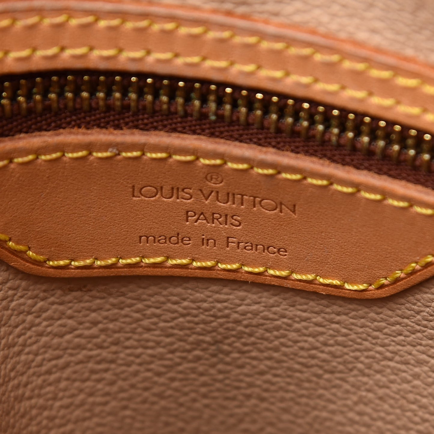 Monogram Bucket 27