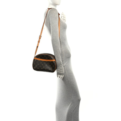 Louis Vuitton Monogram Blois 2 of 9