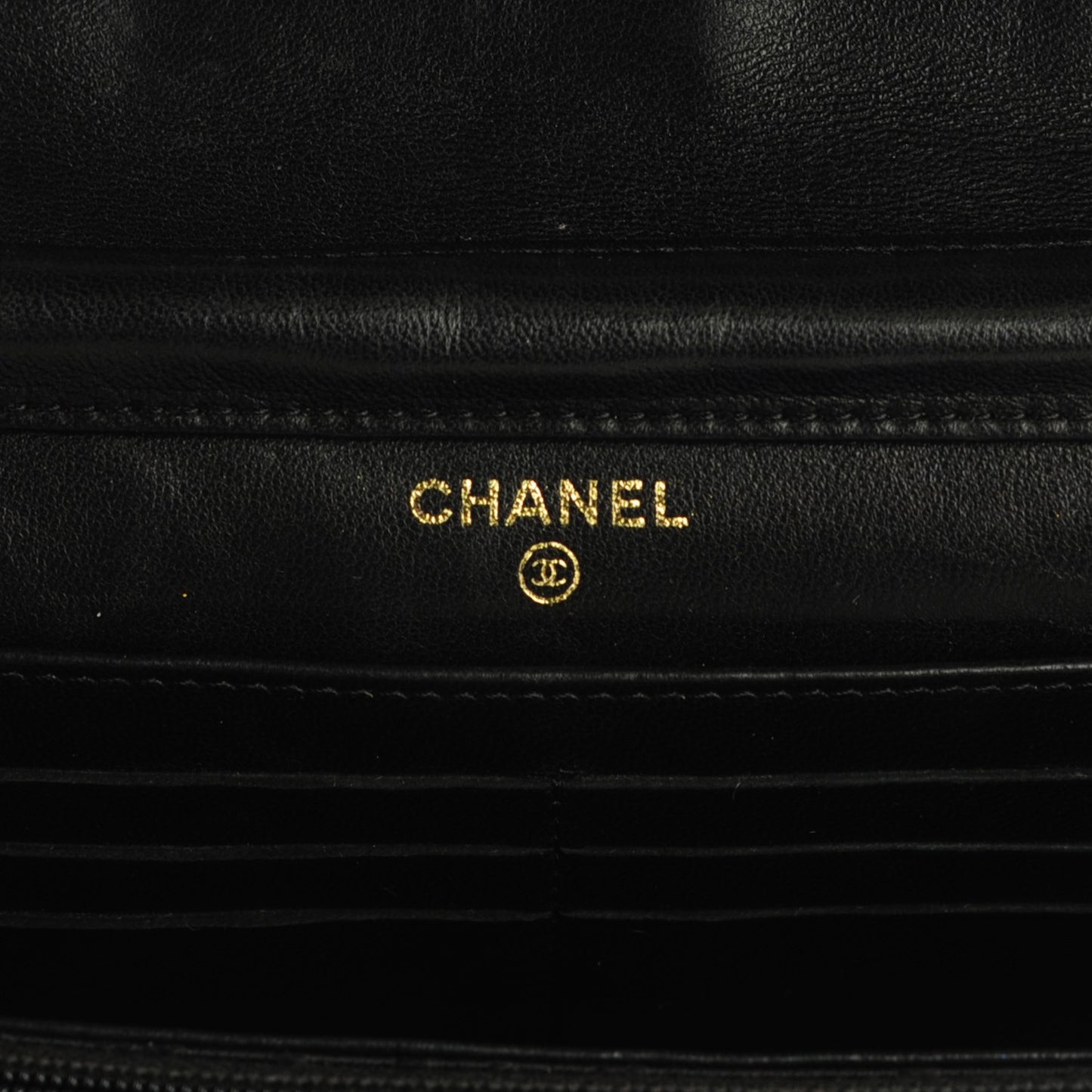 Lambskin Precious Symbols Wallet On Chain WOC Black