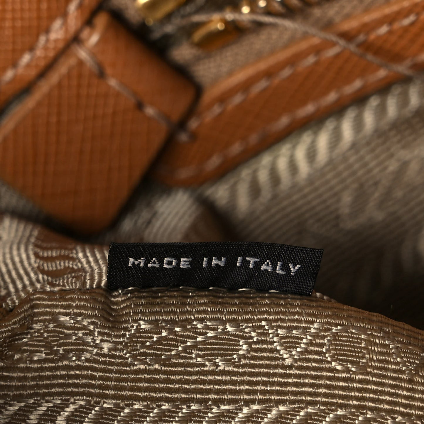 Saffiano Lux Large Tote Caramel