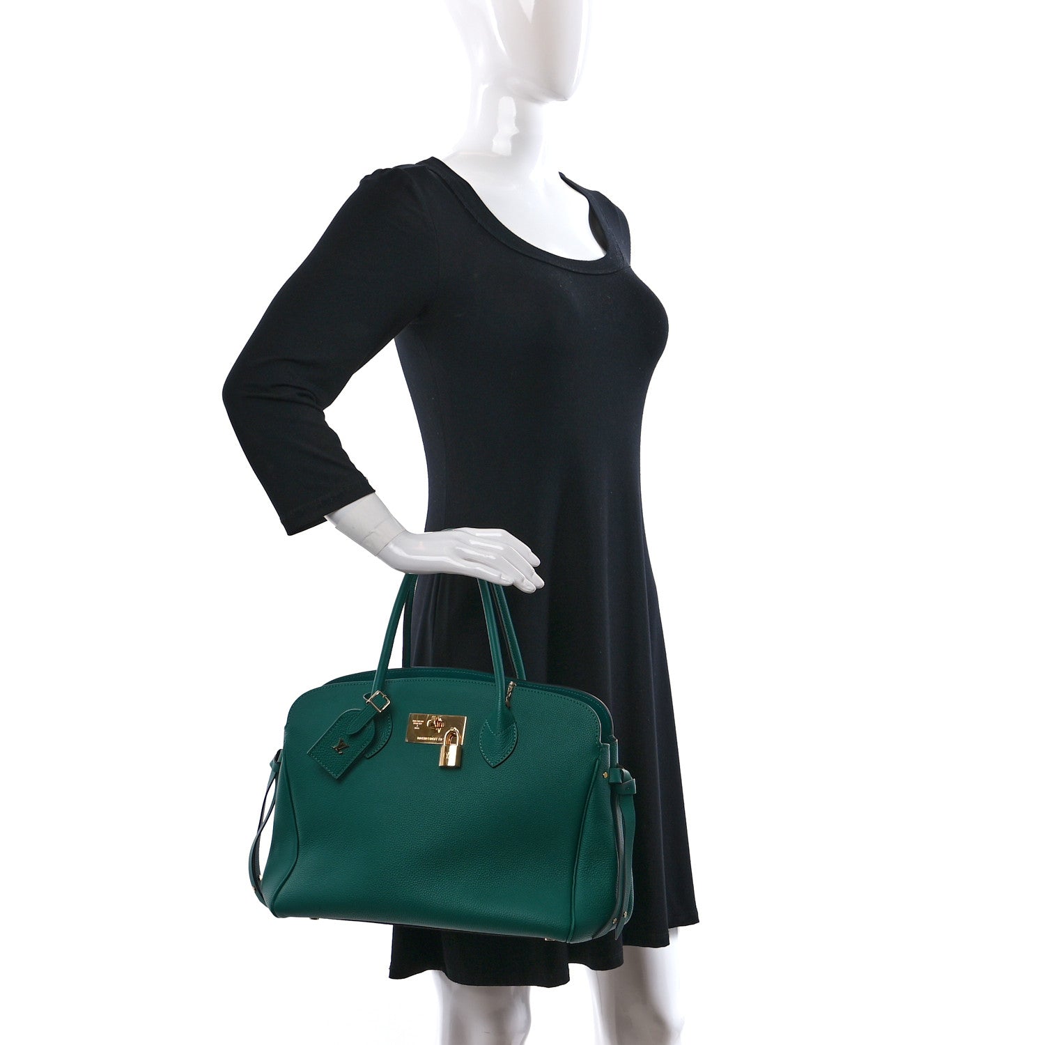 Louis Vuitton Veau Nuage Milla MM Emeraude 2 of 11