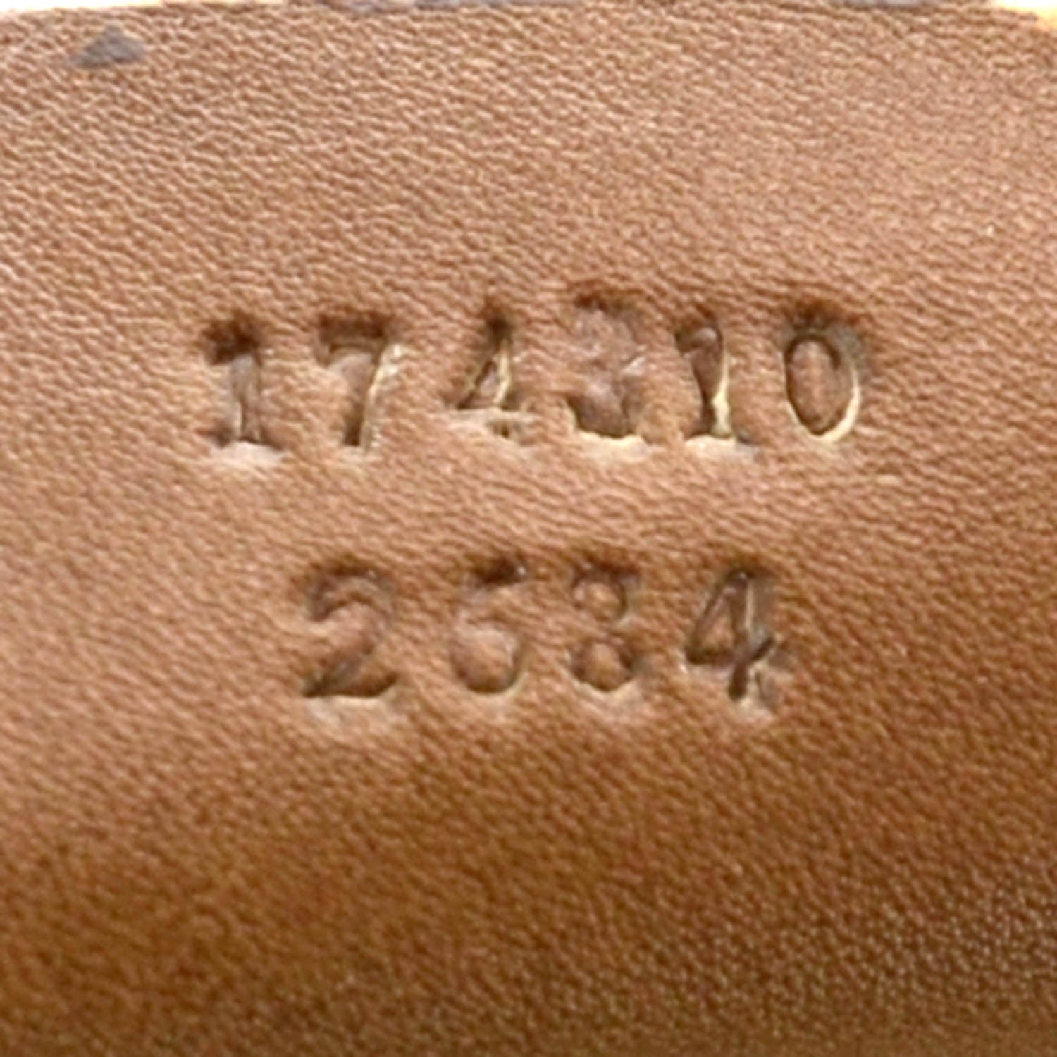 Gucci Monogram Oversized Pelham 7 of 9