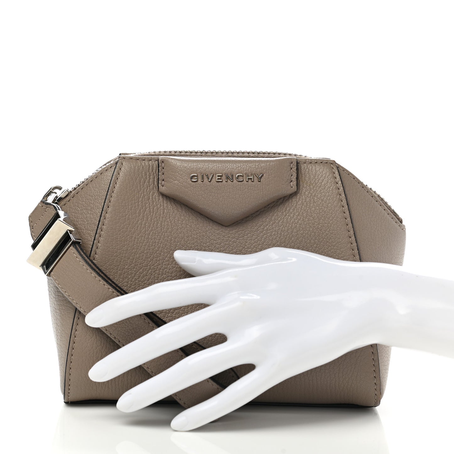 Sugar Goatskin Small Antigona Beauty Wristlet Mastic