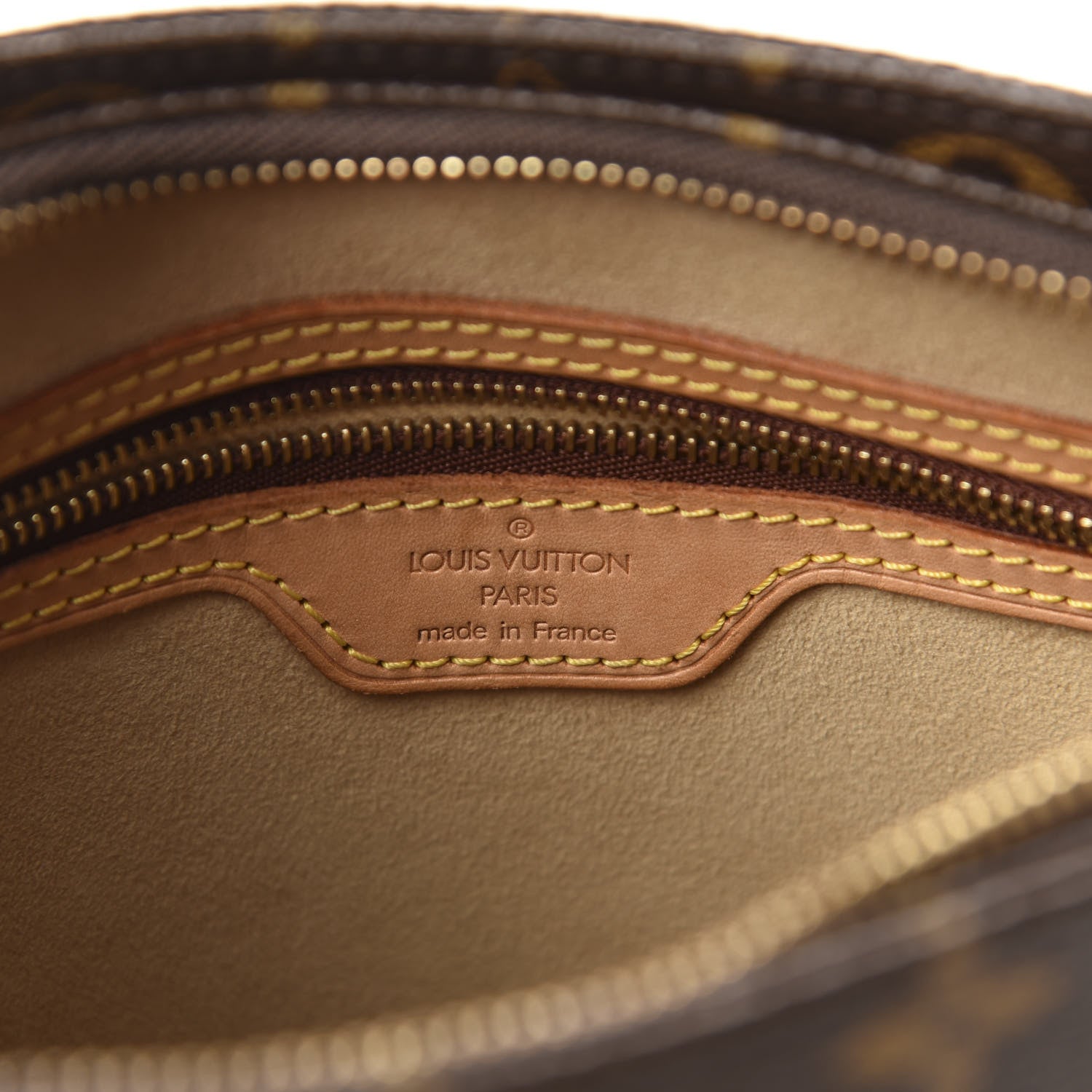 Louis Vuitton Monogram Looping MM 8 of 10