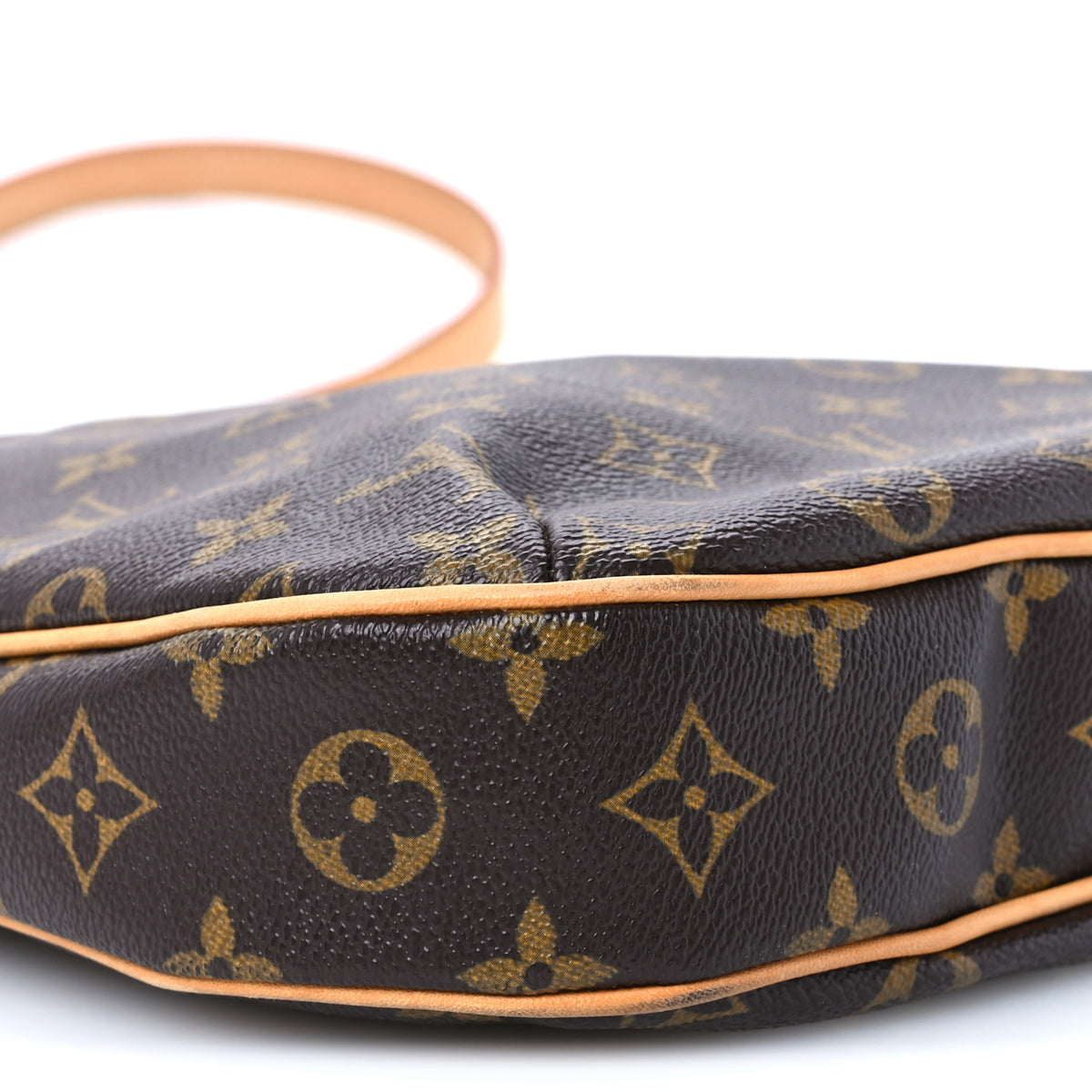 Louis Vuitton Monogram Odeon MM 9 of 10